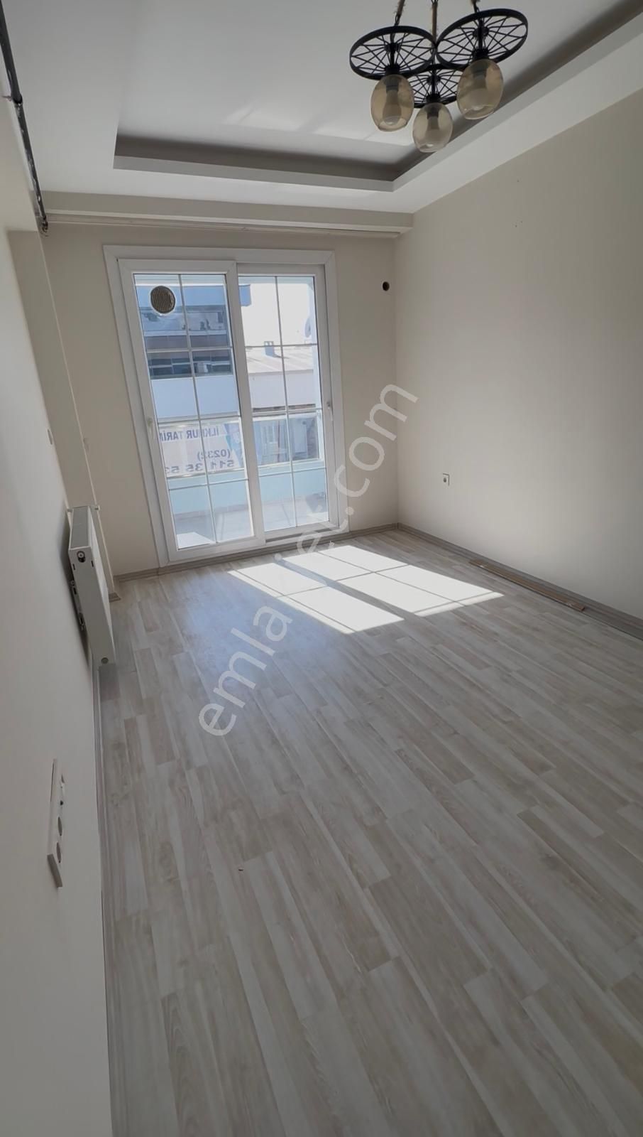 Buca Atatürk Mahallesinde 3+1 Kiralık Daire - Görsel 11