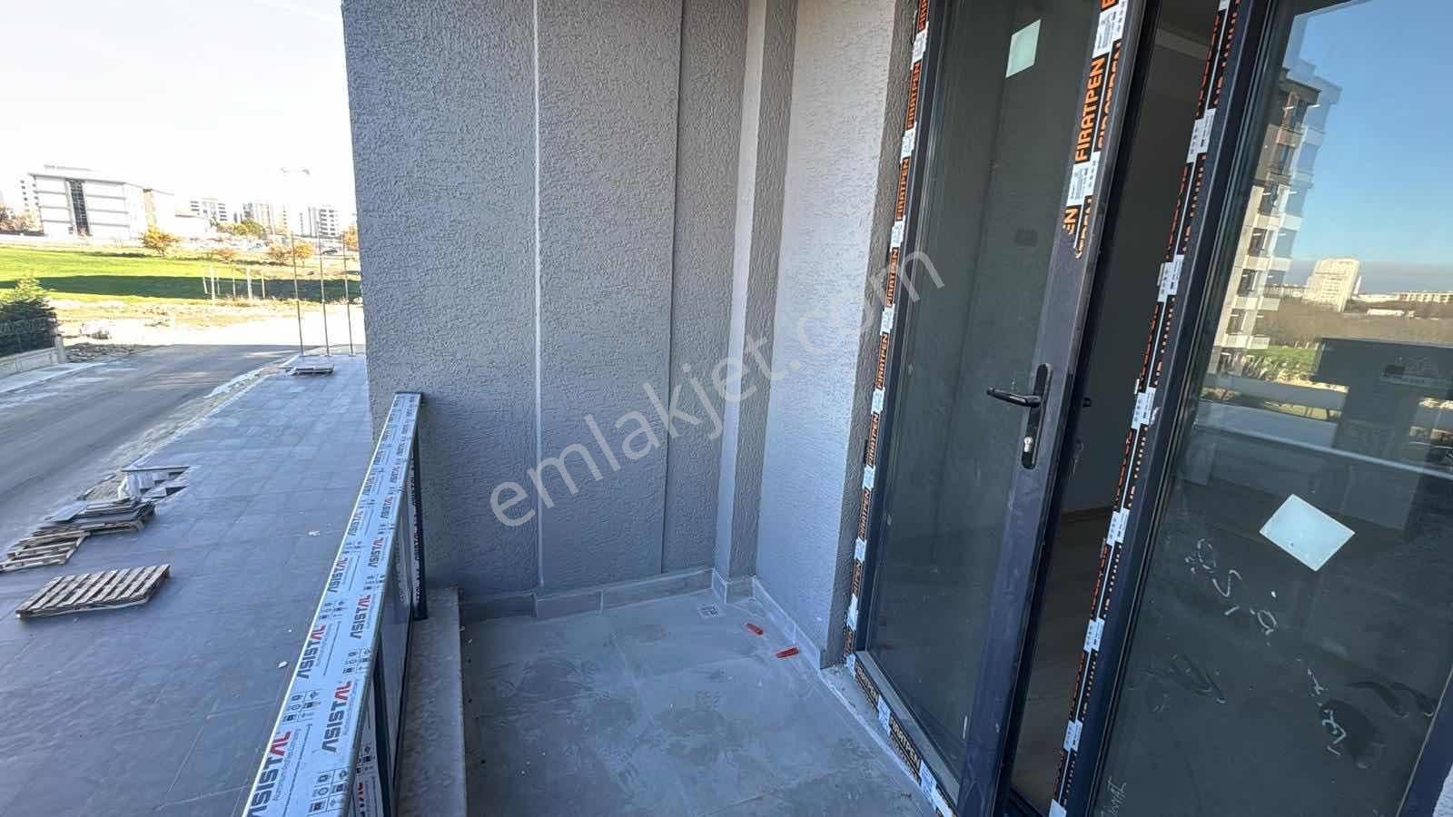 Cumhuriyet Mahallesi Lüks Sitede Satılık 3+1 Daire ! - Görsel 10