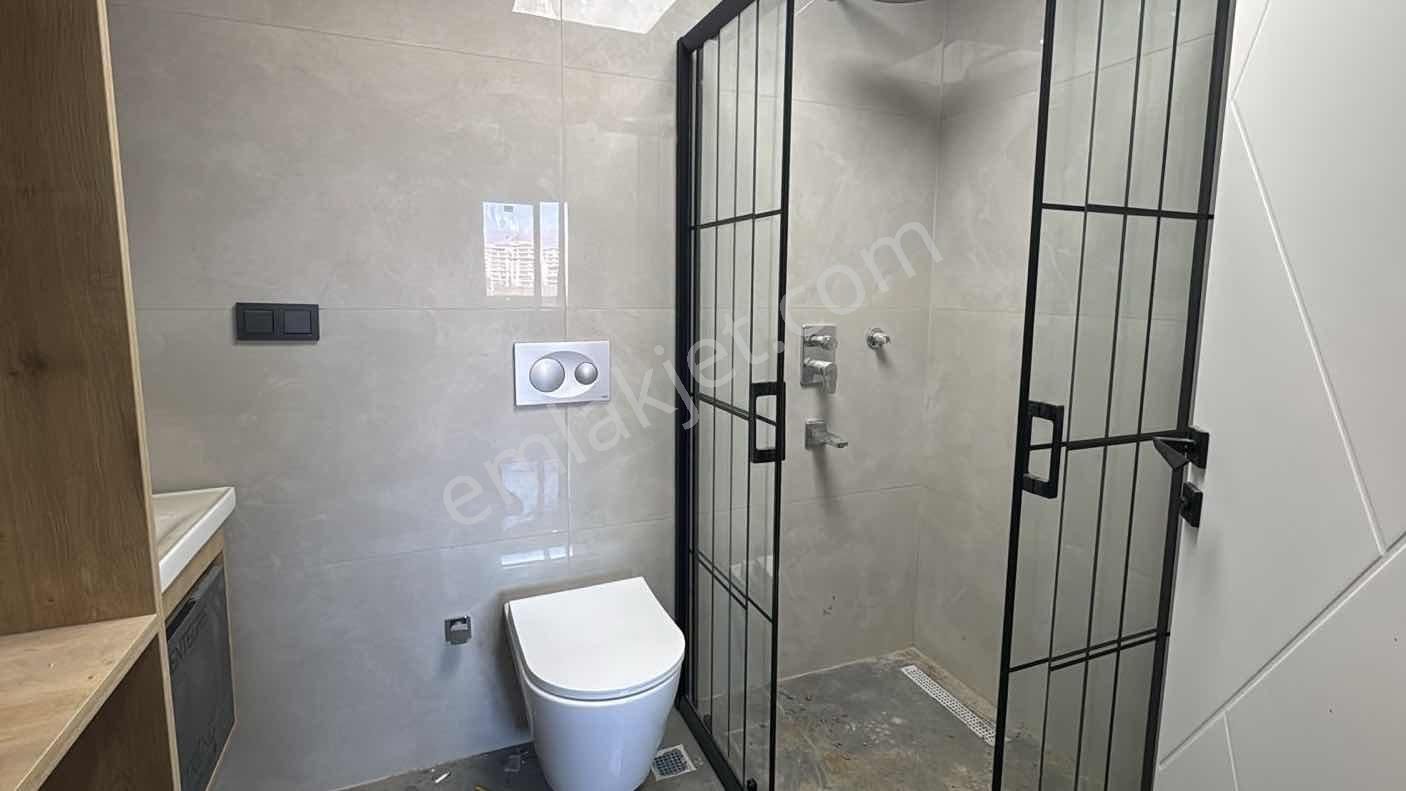 Cumhuriyet Mahallesi Lüks Sitede Satılık 3+1 Daire ! - Görsel 22