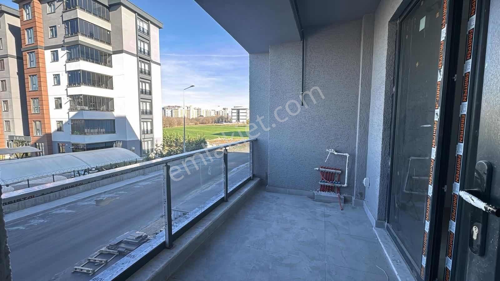 Cumhuriyet Mahallesi Lüks Sitede Satılık 3+1 Daire ! - Görsel 20