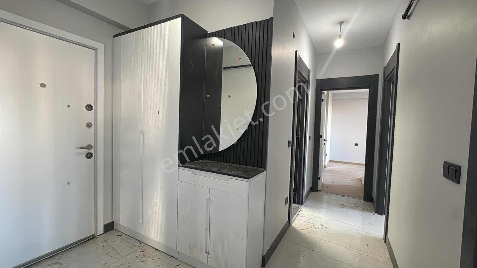 Cumhuriyet Mahallesi Lüks Sitede Satılık 3+1 Daire ! - Görsel 11