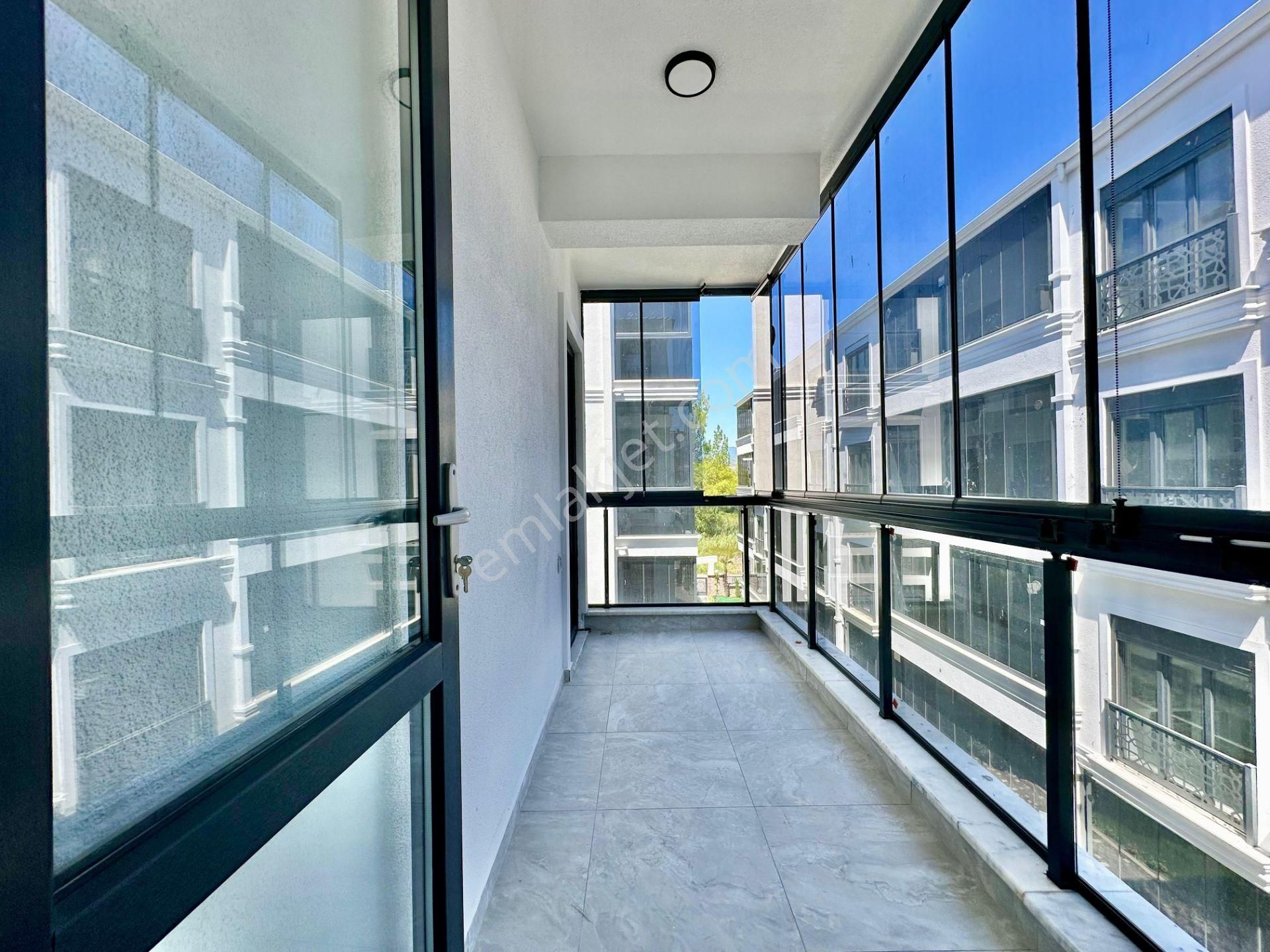 ⭐akçay Ay Emlak'tan⭐altınkum'da Ebeveyn Banyolu Şık Tasarımlı Lüx Butik Sitede Satılık 2+1 Daire - Görsel 10