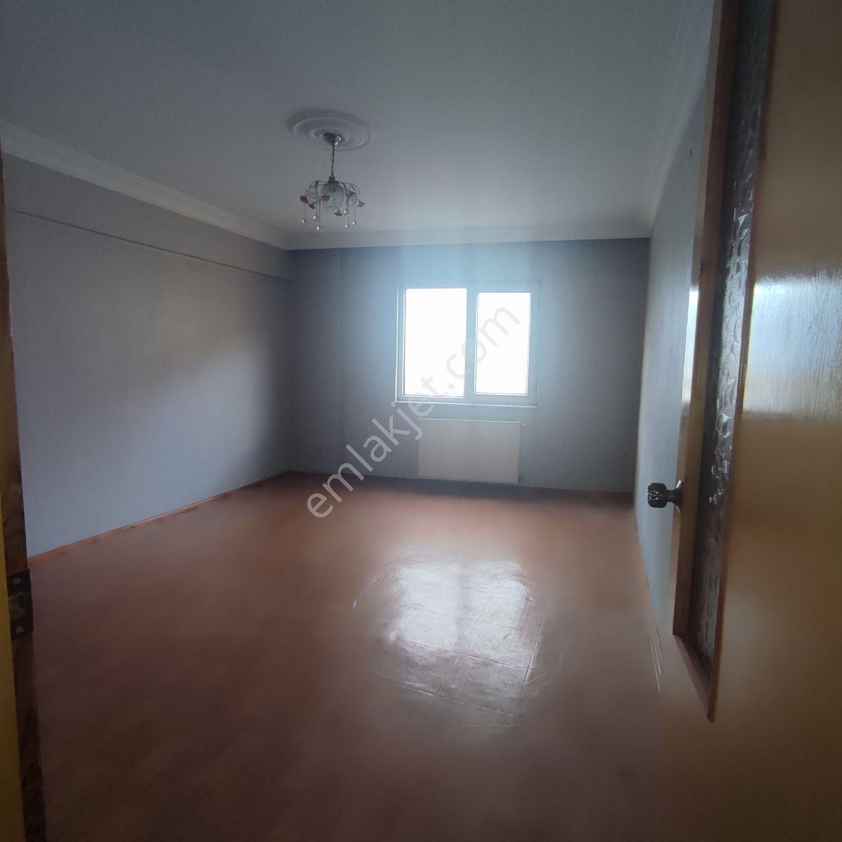 Cemal Emlak Bursa Yıldırım Belediye Altında 2+1 Asansörlü 3.ara - Görsel 7