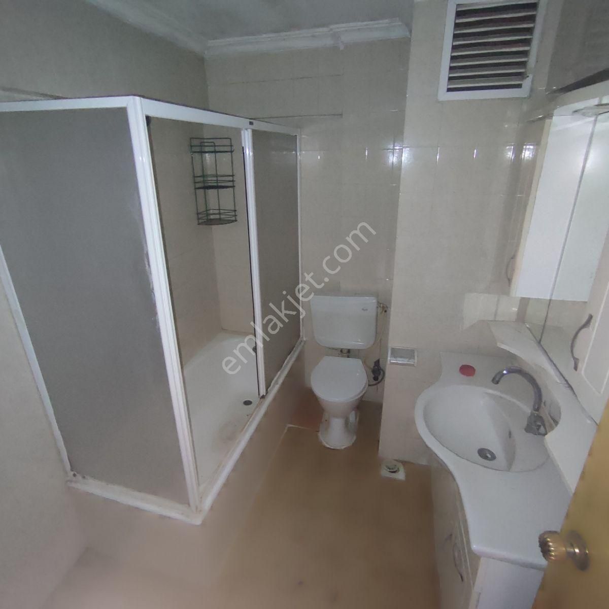 Cemal Emlak Bursa Yıldırım Belediye Altında 2+1 Asansörlü 3.ara - Görsel 20