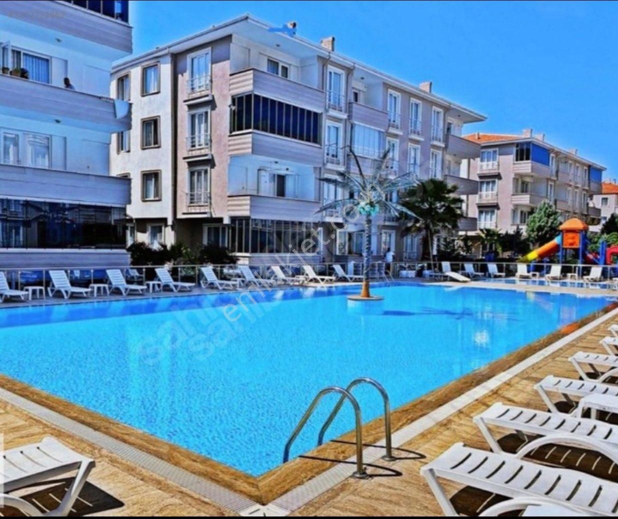 Denize 100 Metre Ful Yeni Eşyalı