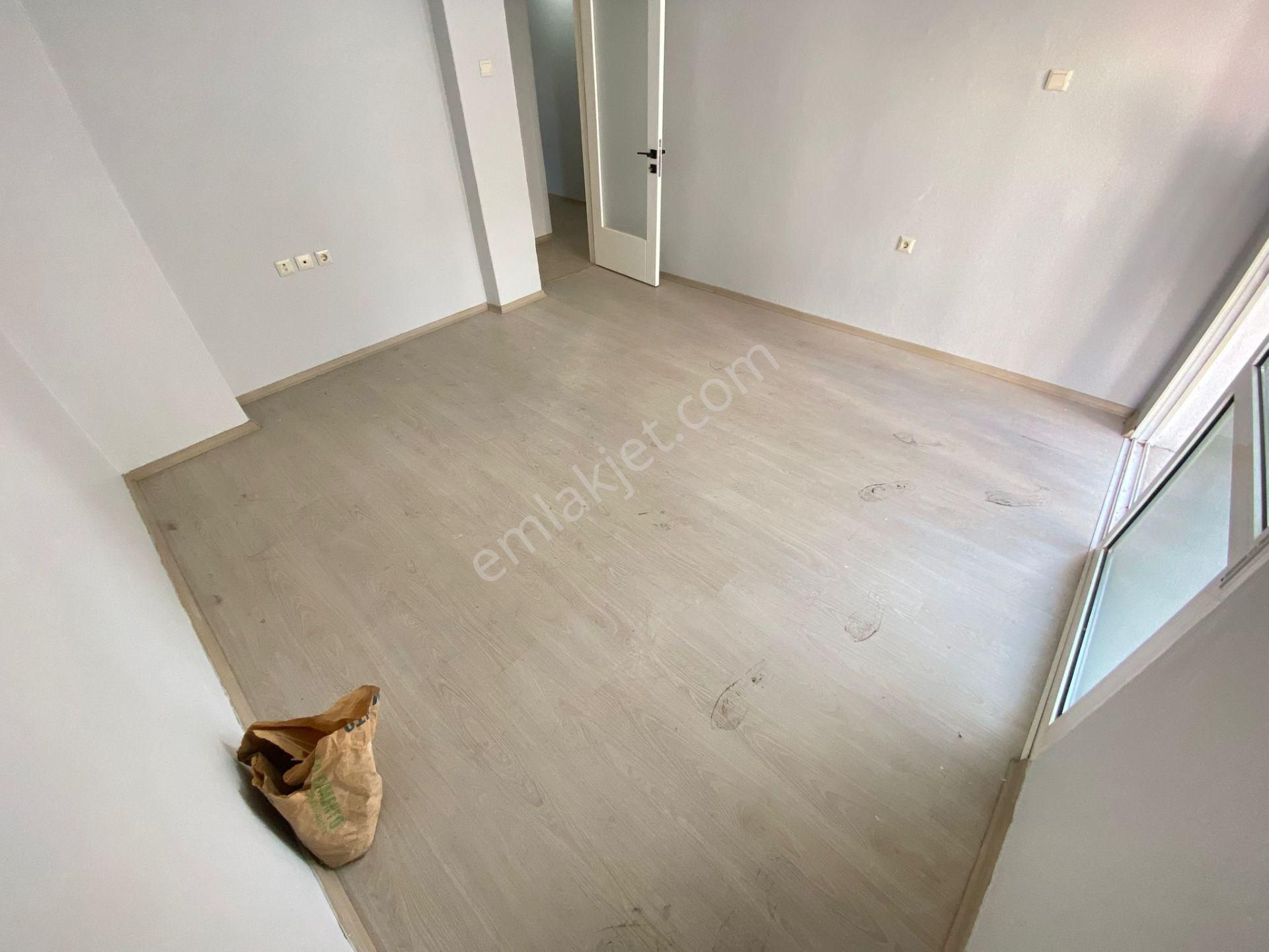 Acil Konak Zeytinlik Mahallesinde 2+1 85m2 Arakat Tadilatlı Satılık Daire - Görsel 5