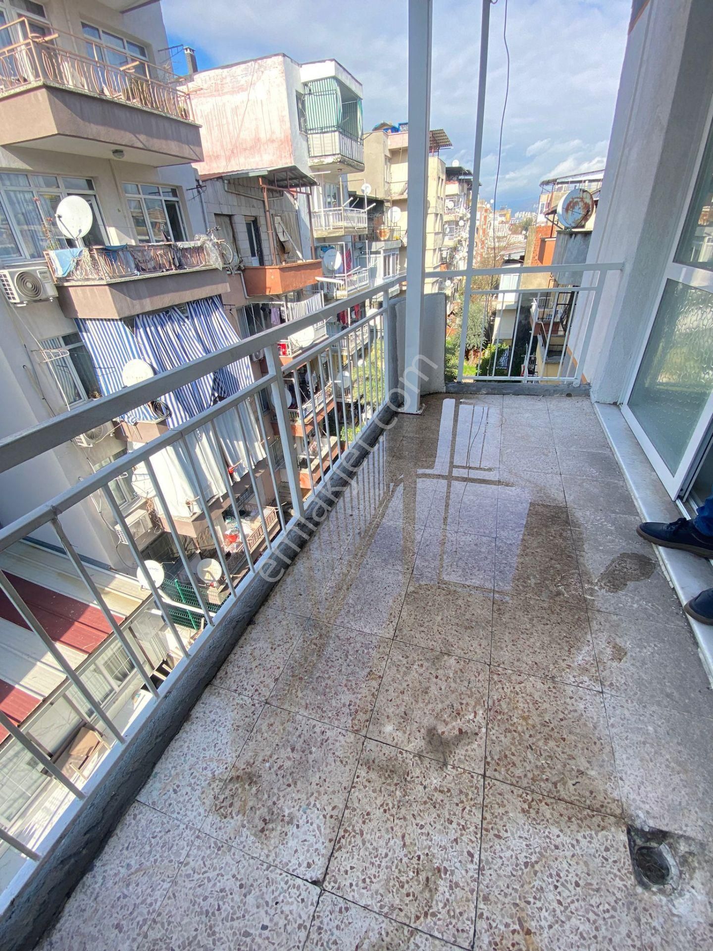 Acil Konak Zeytinlik Mahallesinde 2+1 85m2 Arakat Tadilatlı Satılık Daire - Görsel 34