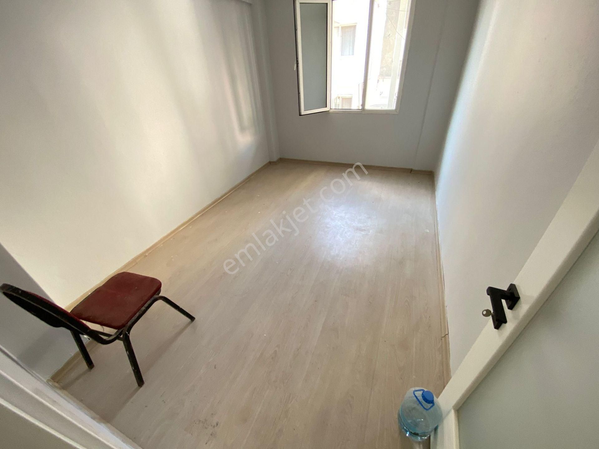 Acil Konak Zeytinlik Mahallesinde 2+1 85m2 Arakat Tadilatlı Satılık Daire - Görsel 14