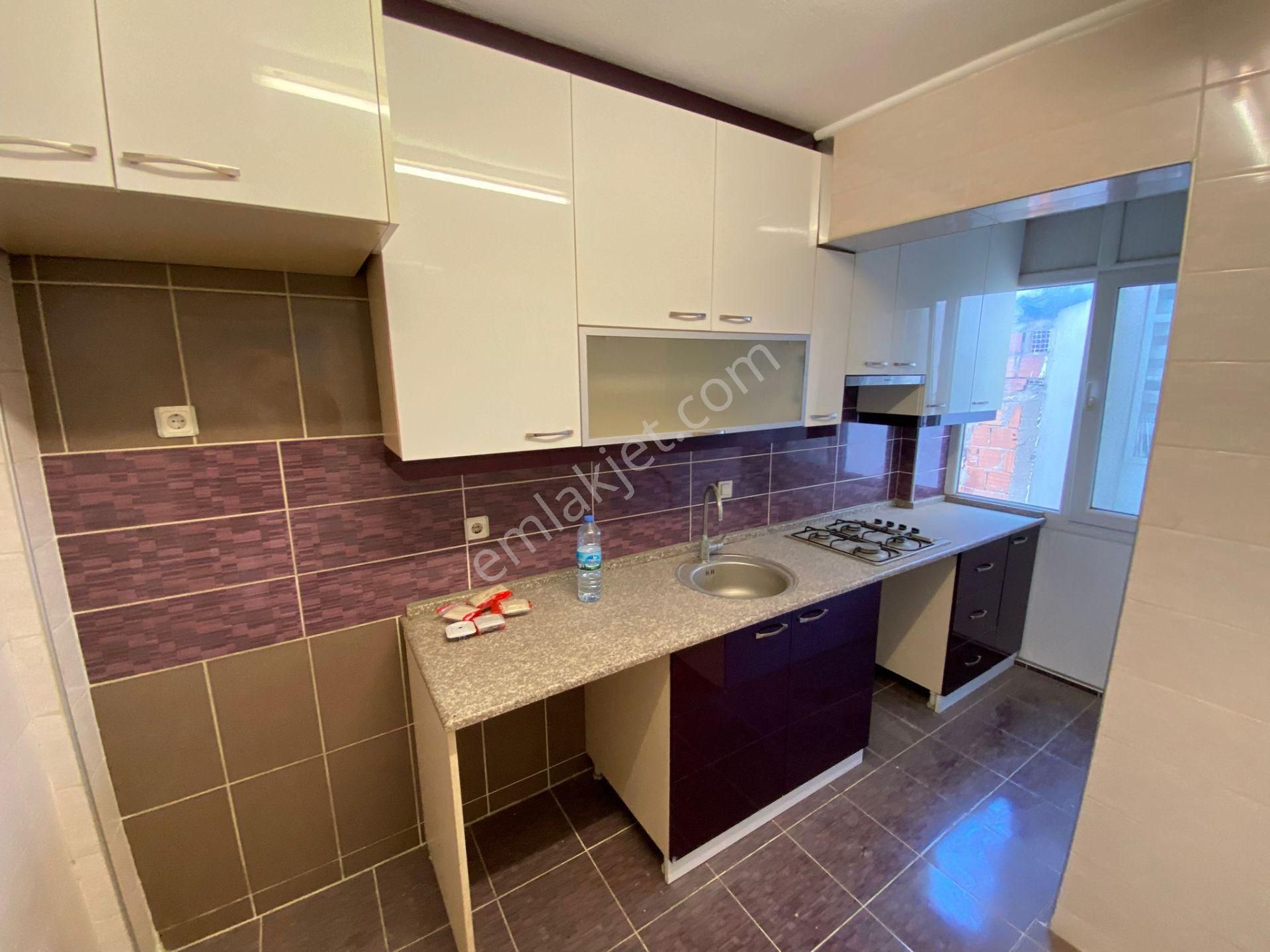 Acil Konak Zeytinlik Mahallesinde 2+1 85m2 Arakat Tadilatlı Satılık Daire - Görsel 24