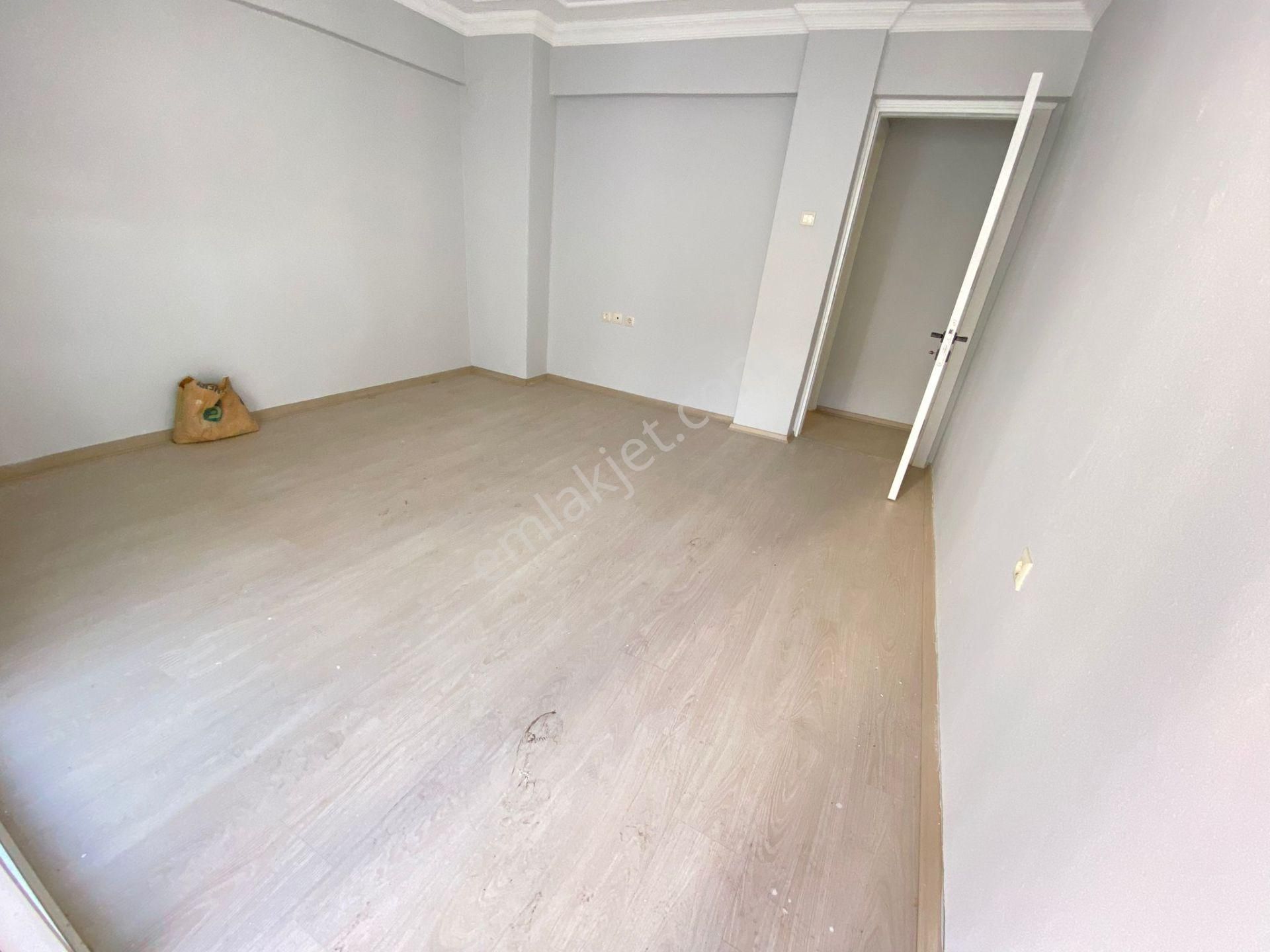 Acil Konak Zeytinlik Mahallesinde 2+1 85m2 Arakat Tadilatlı Satılık Daire - Görsel 4