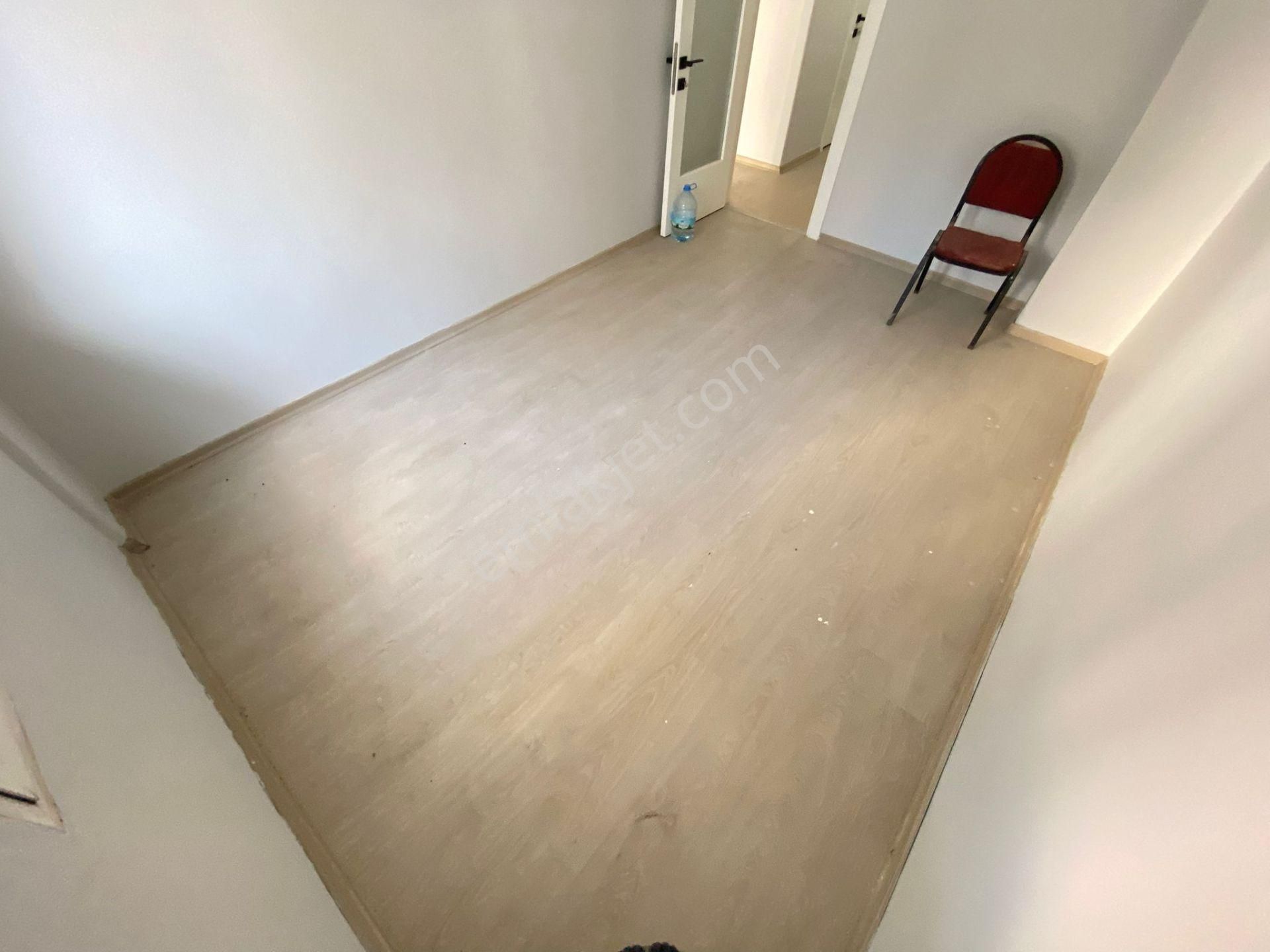 Acil Konak Zeytinlik Mahallesinde 2+1 85m2 Arakat Tadilatlı Satılık Daire - Görsel 16