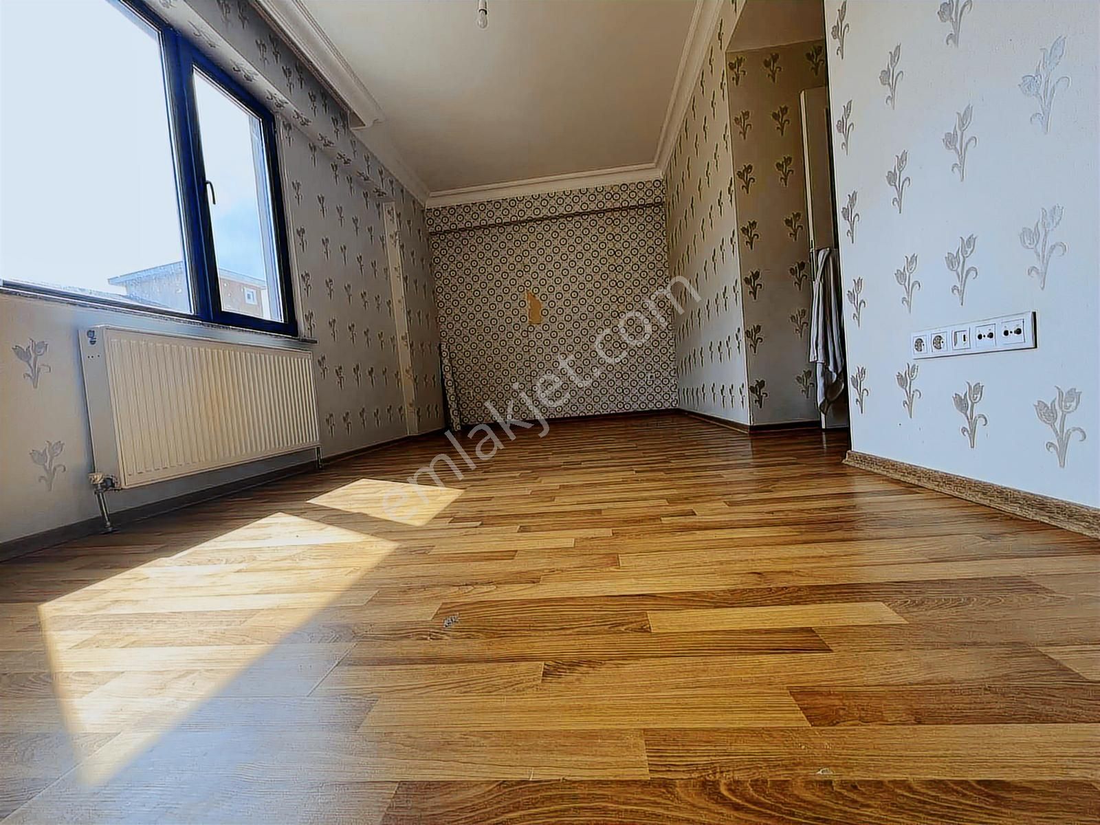 Kartal Yakacıkta 3+1 Daire Ana Cadde Yanı - Görsel 14