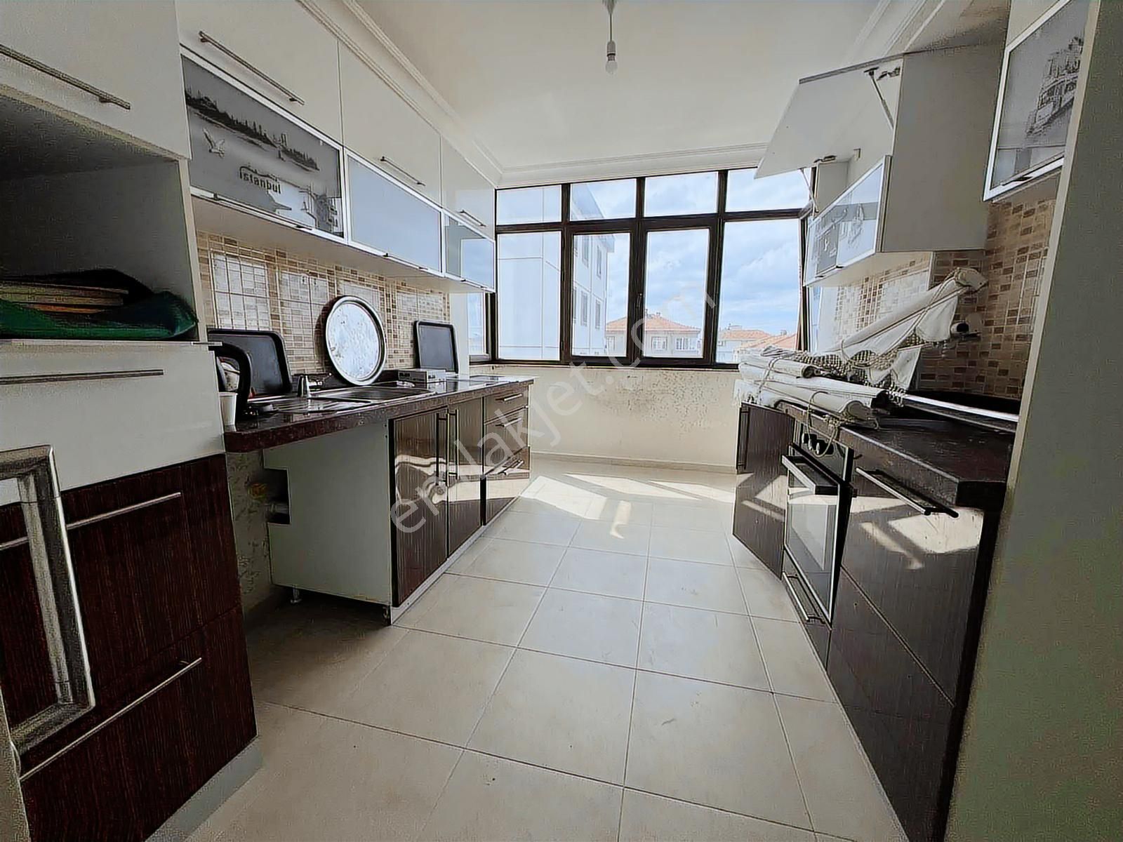 Kartal Yakacıkta 3+1 Daire Ana Cadde Yanı - Görsel 7