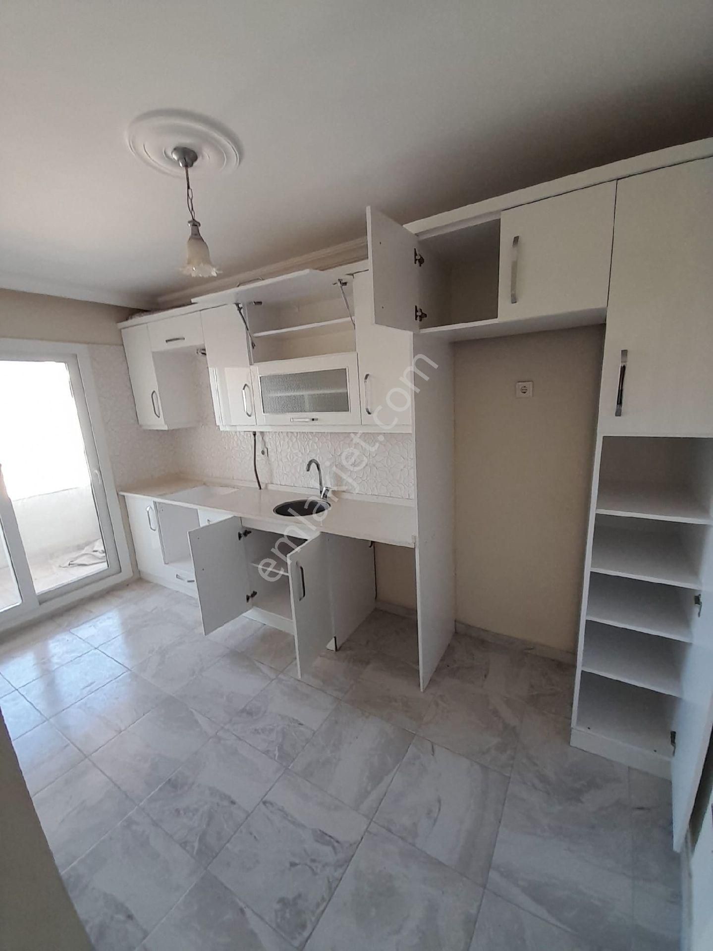 Günaltay Pazar Yeri Yakını 2+1 Doğalgazlı Yeni Tadilatlı - Görsel 2