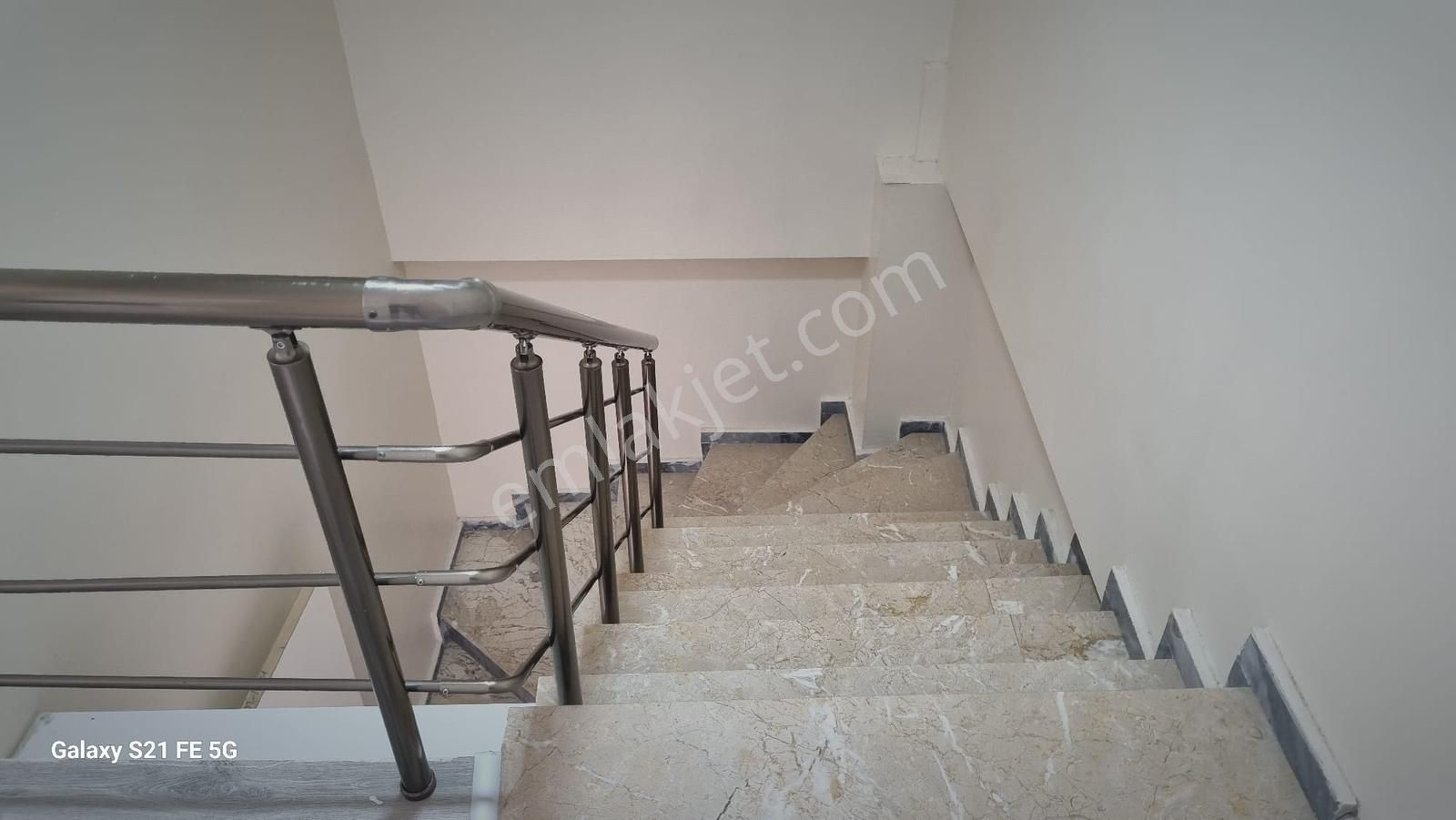 İnönü Mahallesi Eğimsiz 2+2 Geniş Kullanışlı Üst Dublex Daire - Görsel 16