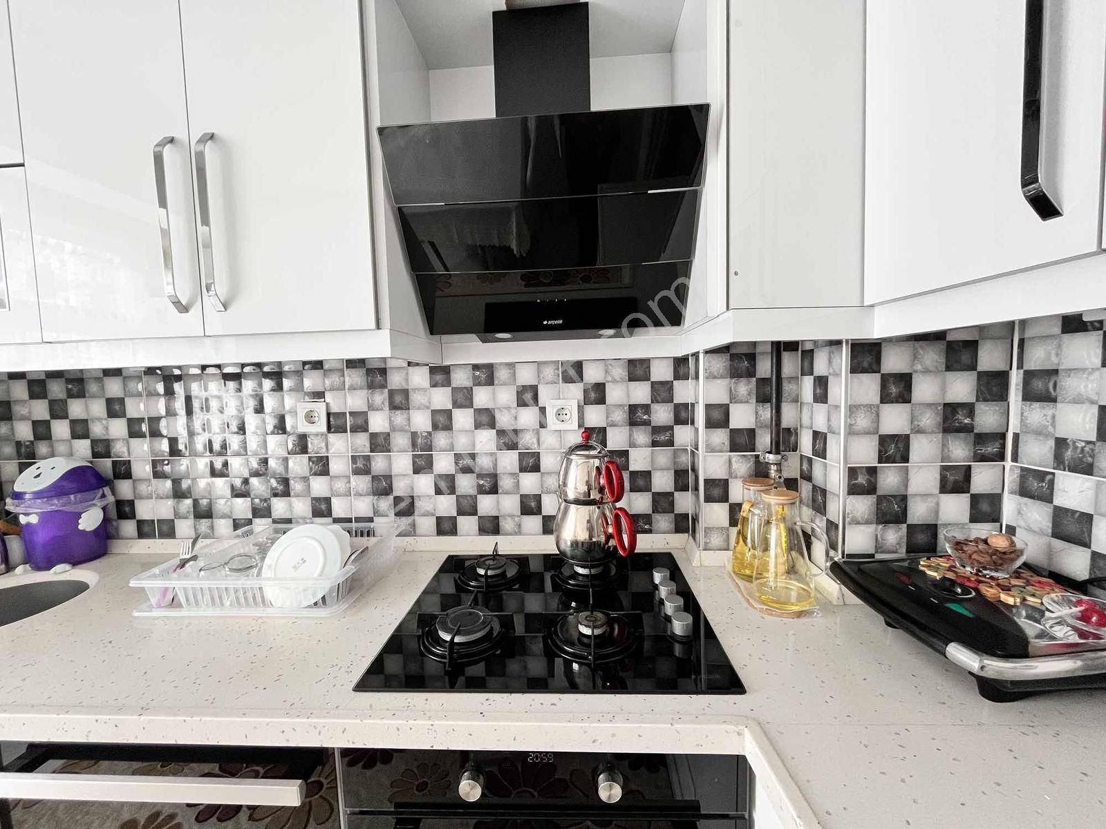 İnönü Caddesi Üzerinde Kuruş Masrafsız Cadde Cepheli 3+1 Daire - Görsel 15