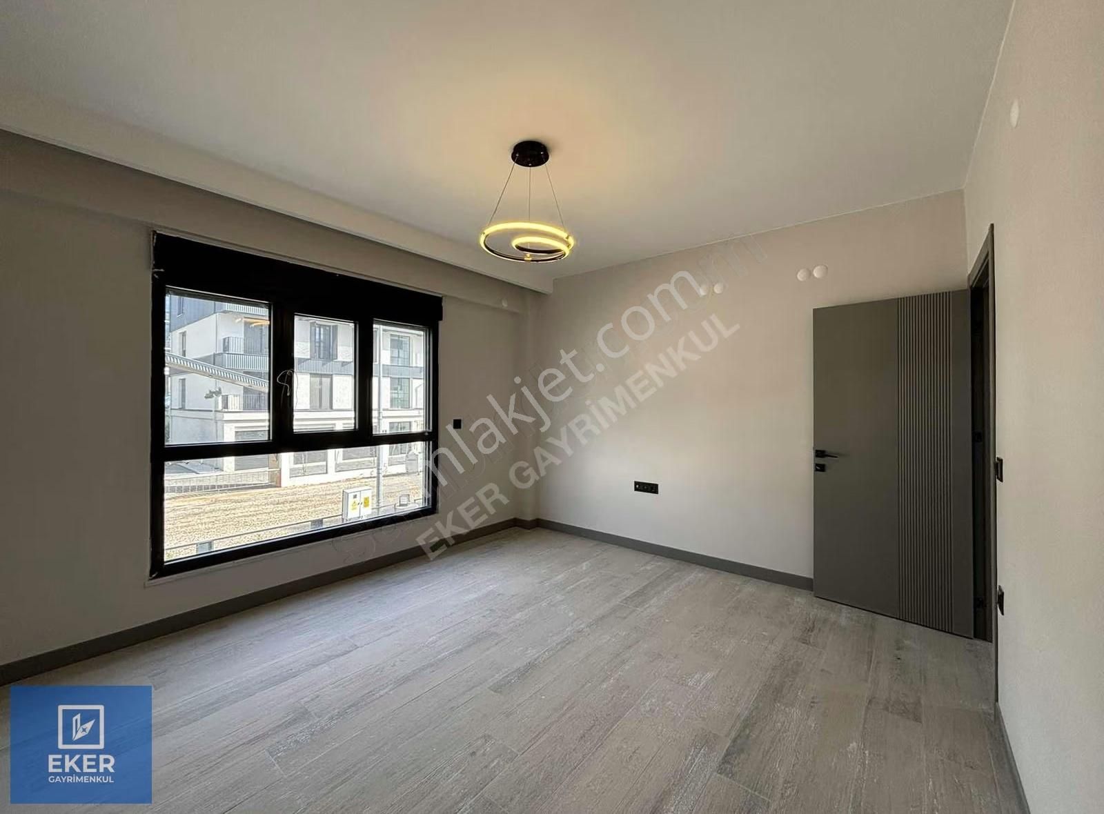 Eker'den Aşağısöğütönü Site İçi Özel Garajlı Lüks 3+1 - Görsel 21