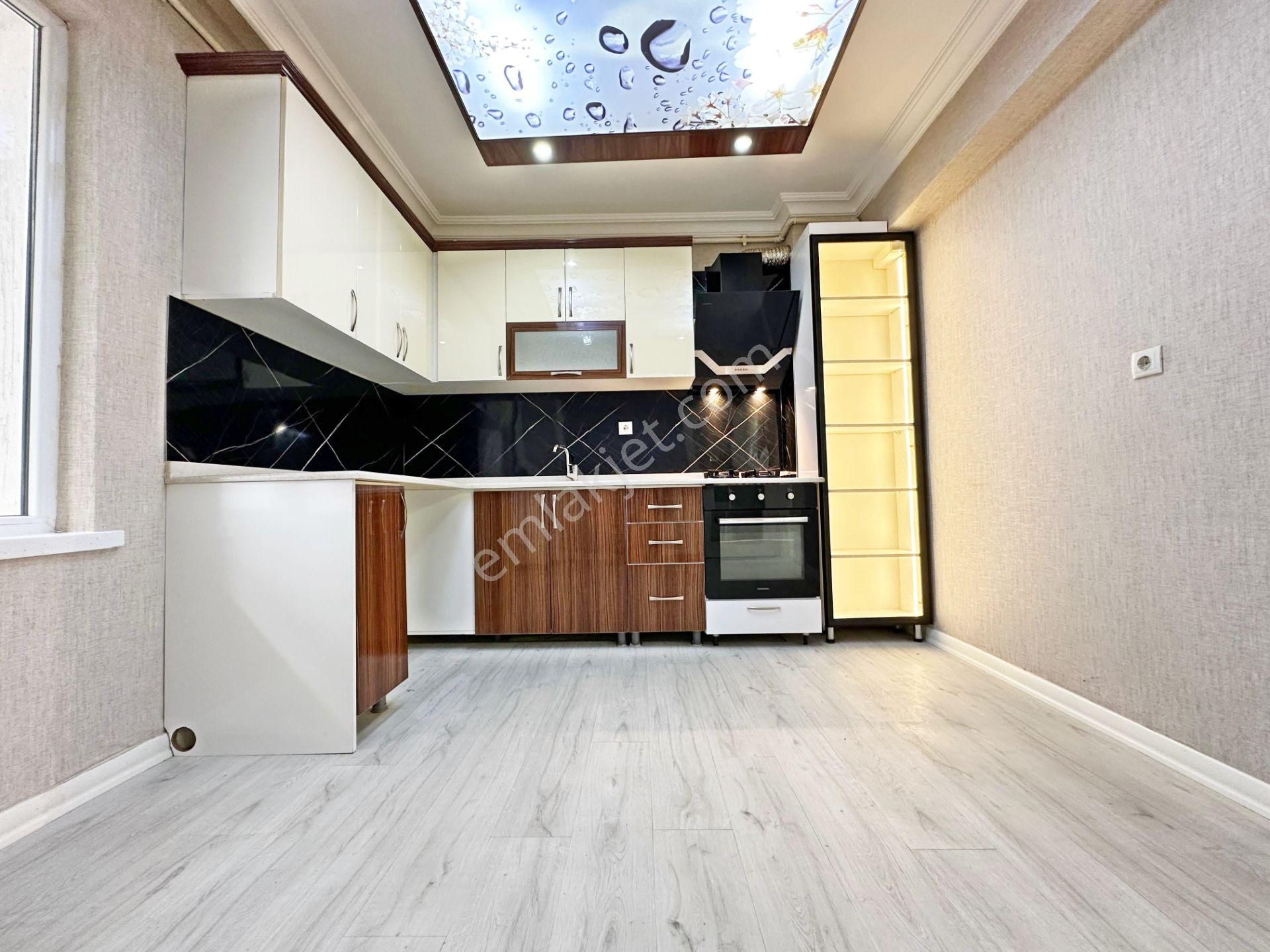 Fırsat Dairesi!!!keçiören'de Cadde Yanı Yapılı Ara Katta Daire - Görsel 6