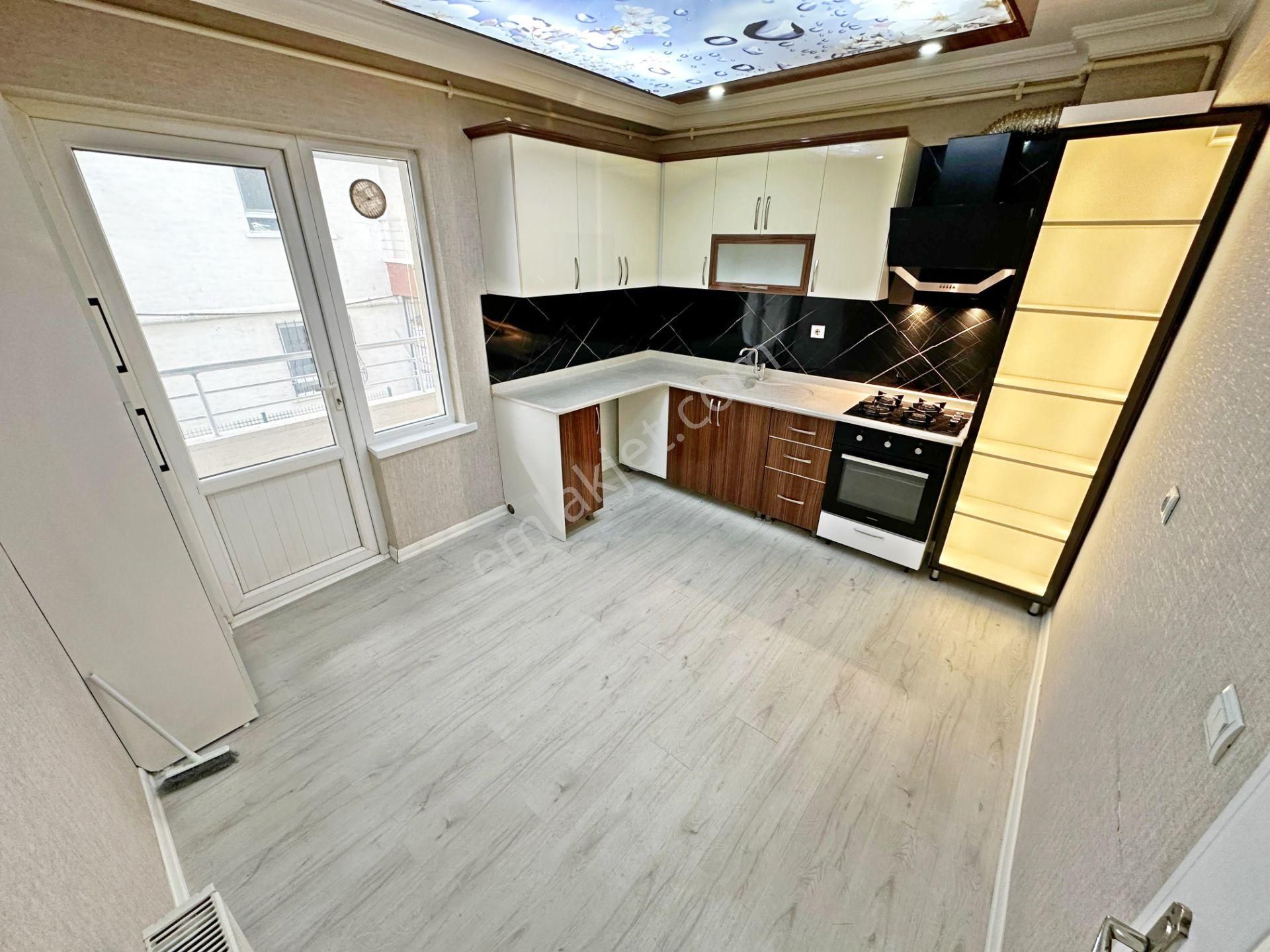 Fırsat Dairesi!!!keçiören'de Cadde Yanı Yapılı Ara Katta Daire - Görsel 7