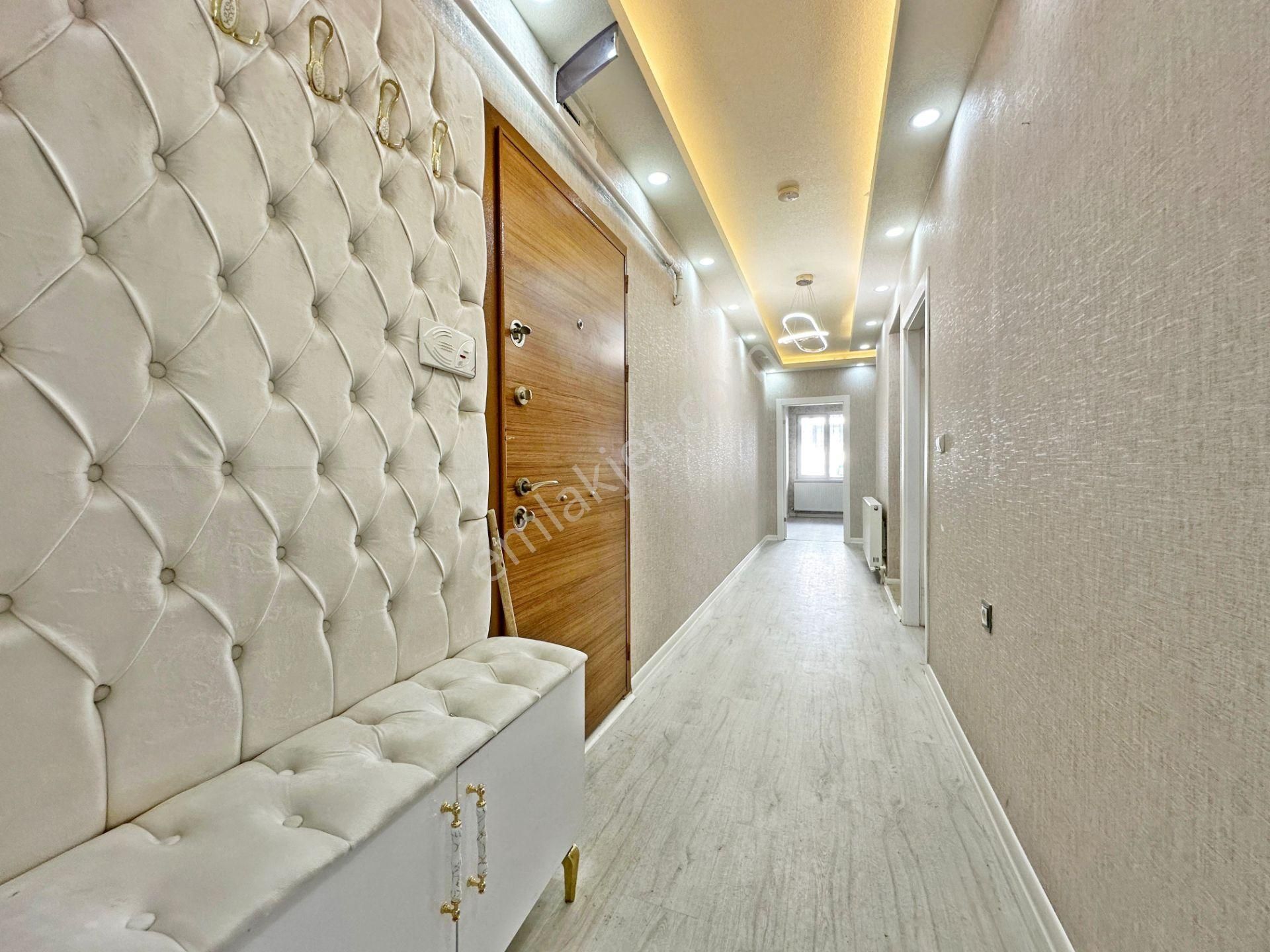 Fırsat Dairesi!!!keçiören'de Cadde Yanı Yapılı Ara Katta Daire - Görsel 26