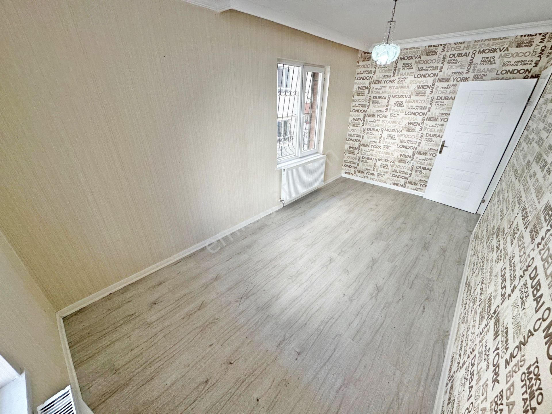 Fırsat Dairesi!!!keçiören'de Cadde Yanı Yapılı Ara Katta Daire - Görsel 8