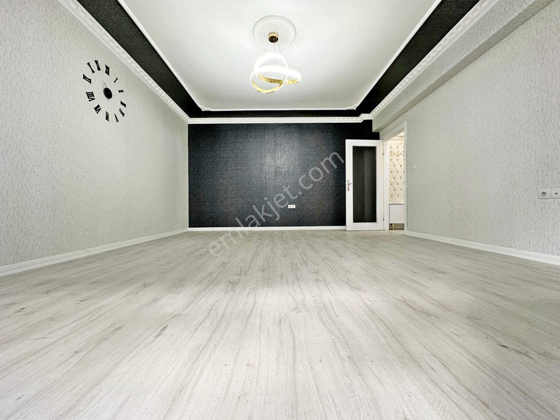 Fırsat Dairesi!!!keçiören'de Cadde Yanı Yapılı Ara Katta Daire - Görsel 9