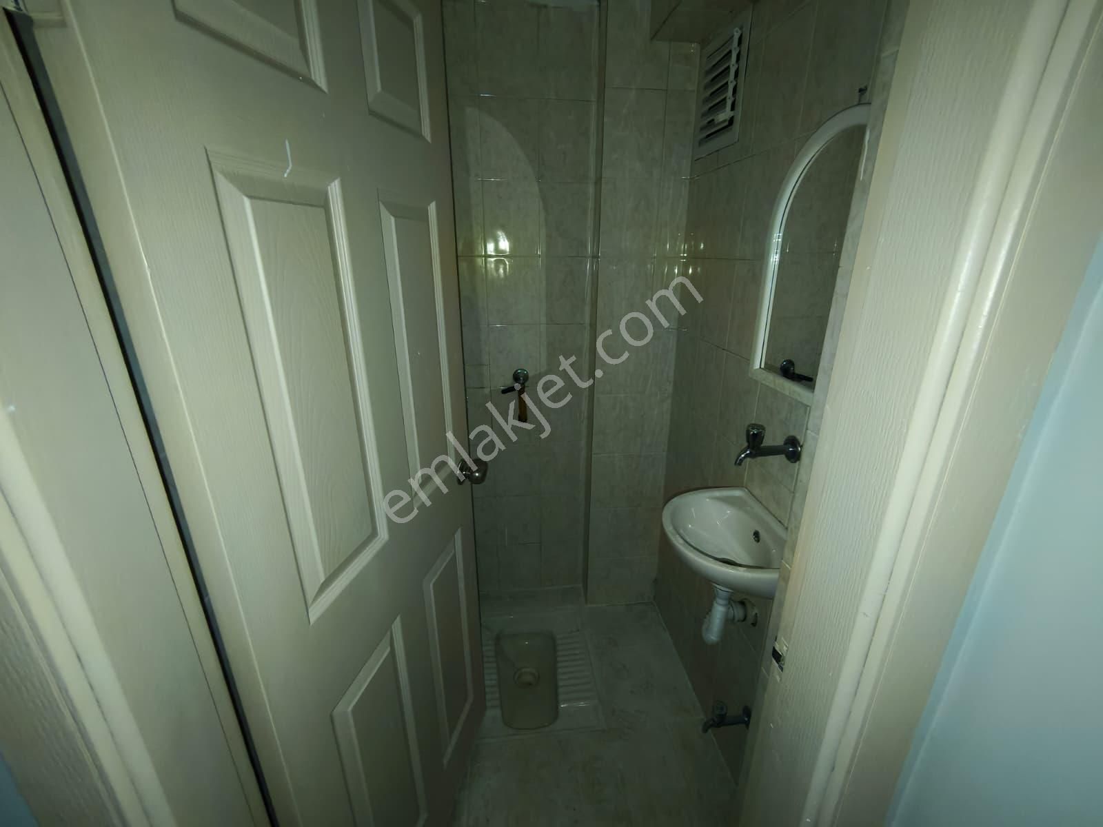 Aydınlıkevler Emniyet Sokakta 2+1 Uygun Fiyat Kupon Daire - Görsel 2