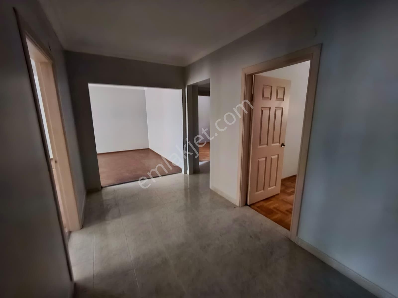 Aydınlıkevler Emniyet Sokakta 2+1 Uygun Fiyat Kupon Daire - Görsel 19