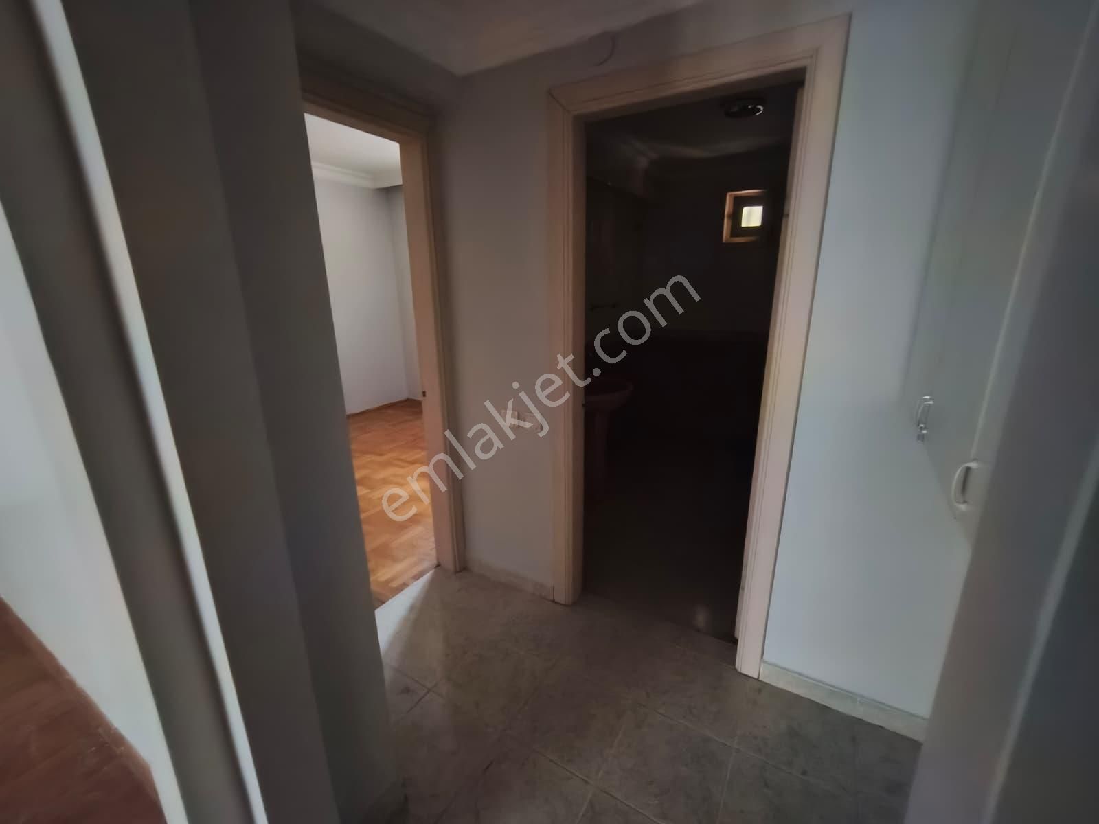 Aydınlıkevler Emniyet Sokakta 2+1 Uygun Fiyat Kupon Daire - Görsel 22