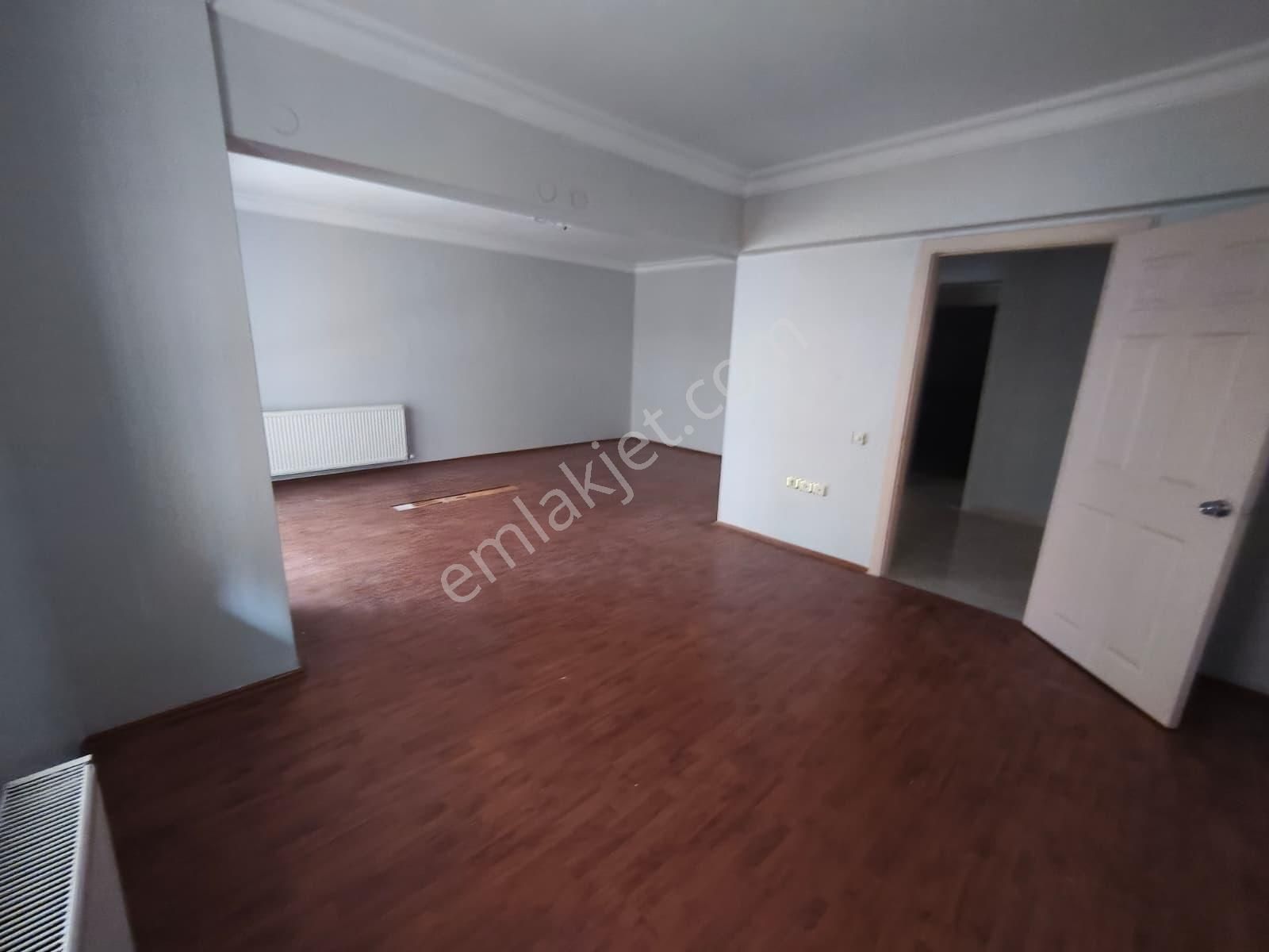 Aydınlıkevler Emniyet Sokakta 2+1 Uygun Fiyat Kupon Daire - Görsel 16