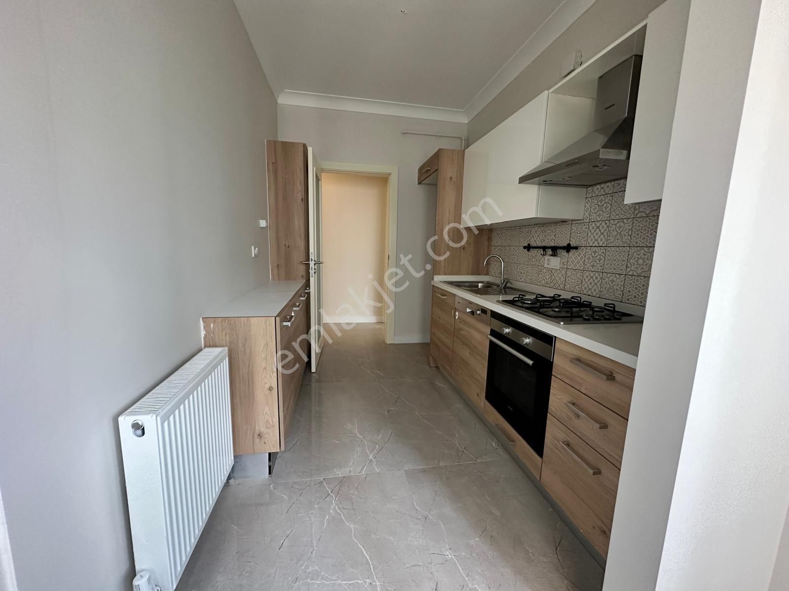 Suadiye Çolakismailde Bağdat Caddesine Çok Yakın Ebeveynli - Görsel 30