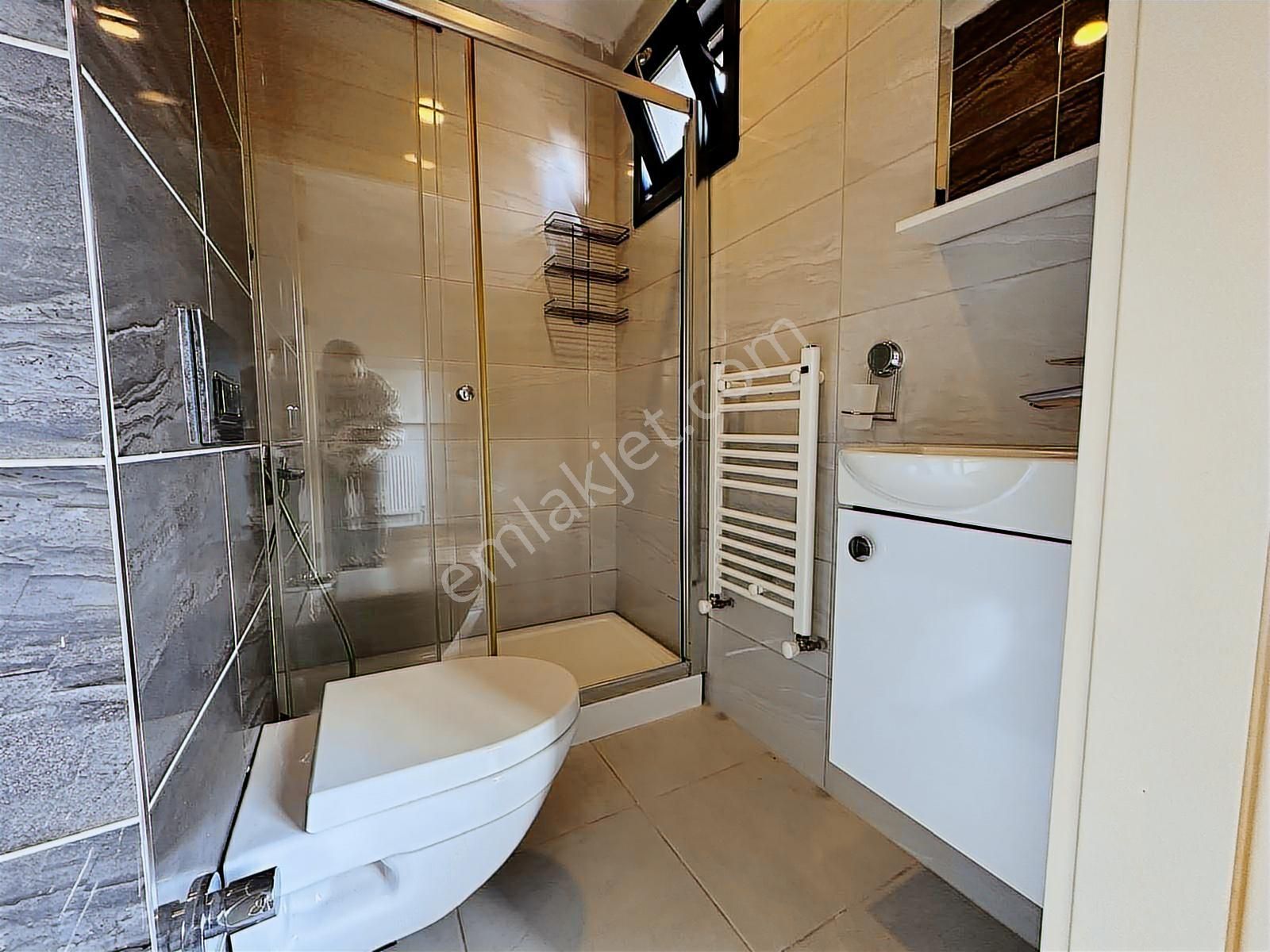 Suadiye Çolakismailde Bağdat Caddesine Çok Yakın Ebeveynli - Görsel 8