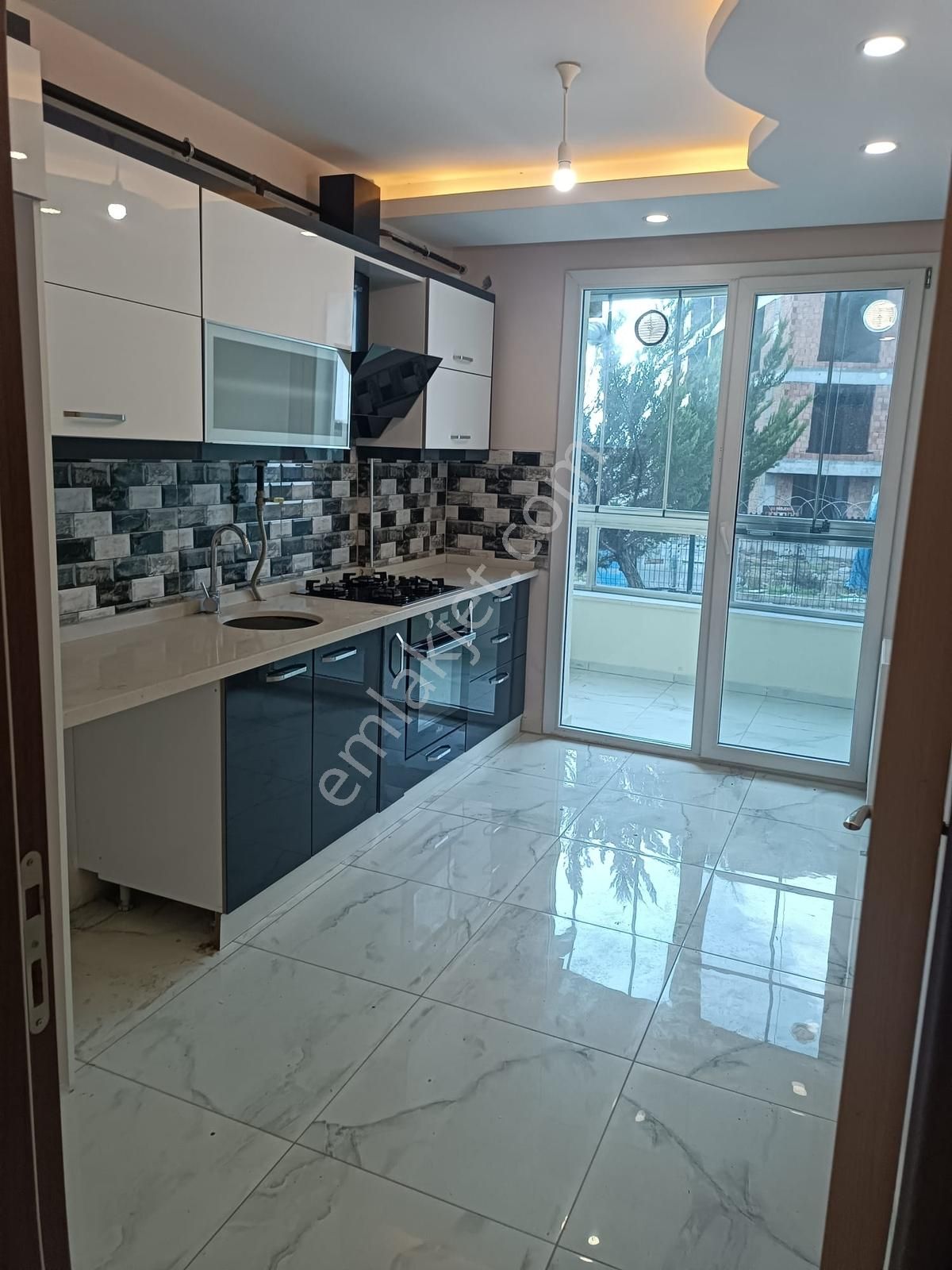 Newcıty Emlaktan Havuzlu, Güvenlikli Sitede Kiralık 2+1 Daire - Görsel 8
