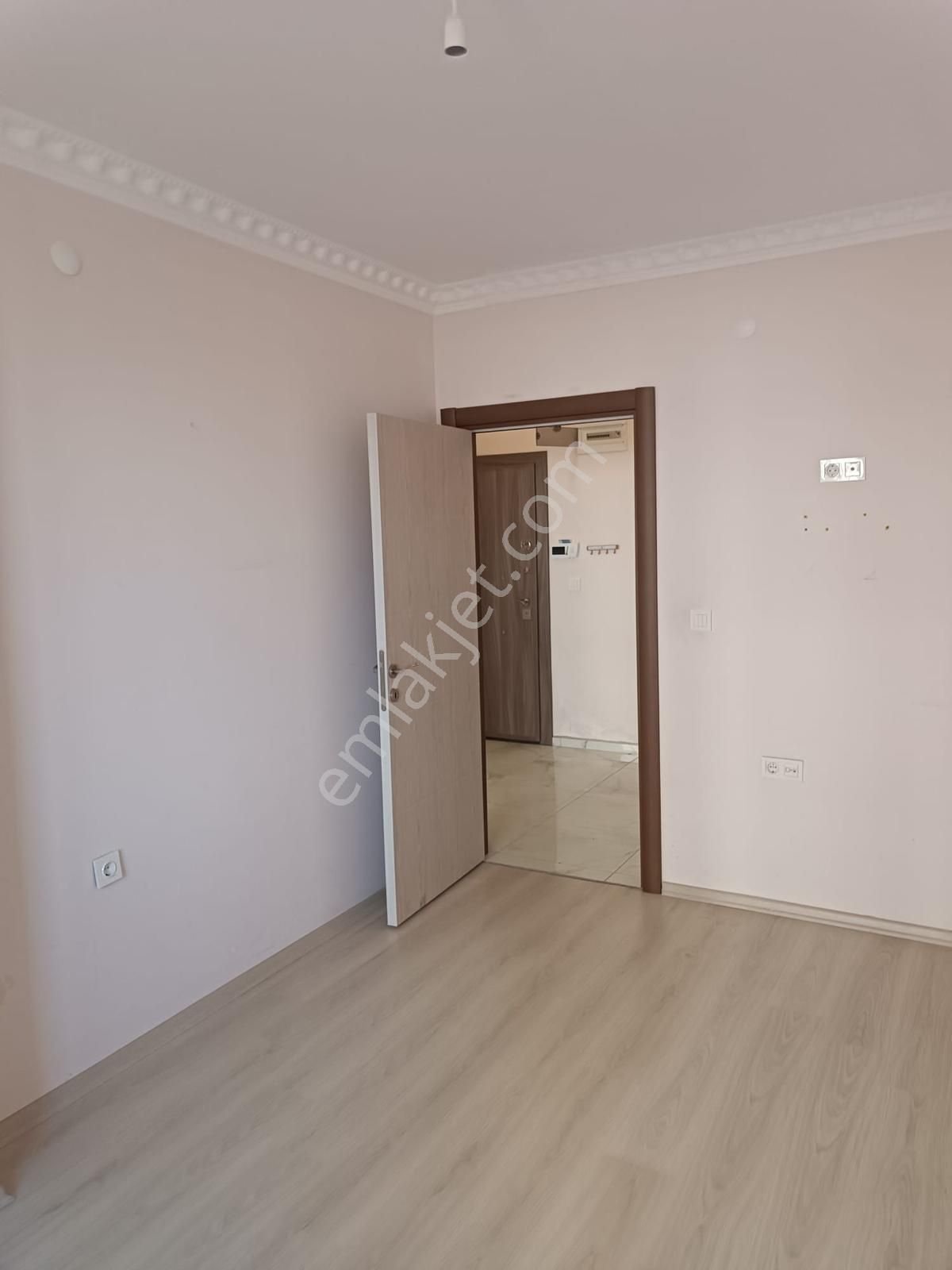 Newcıty Emlaktan Havuzlu, Güvenlikli Sitede Kiralık 2+1 Daire - Görsel 9