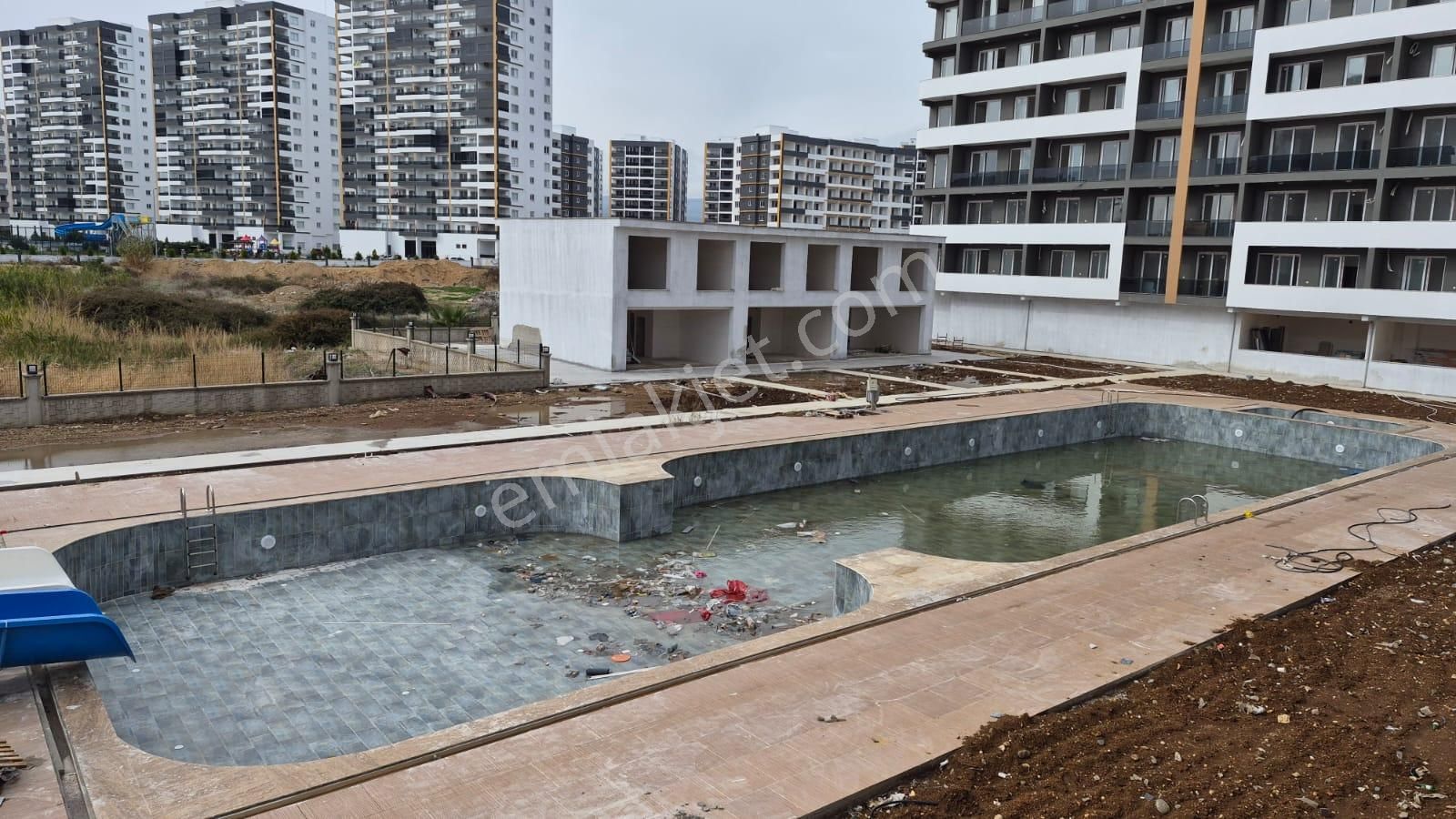 Karınca'dan Tömükte Seçkin Site İçerisinde Tatil Konsepti 1+1 - Görsel 17