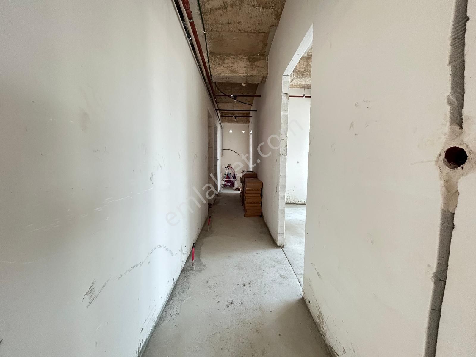 Tek Yetkili Suadiye Minibüs Yolu Üzerinde Net 150m2 Plaza Katı - Görsel 2