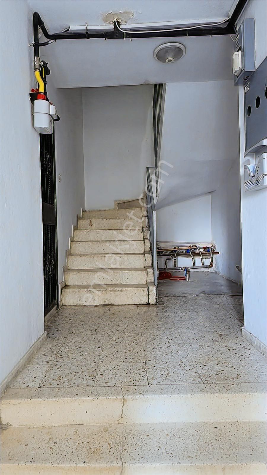 Kültür Caddesi Üzerinde Arakat 2+1 Kapalı Mutfak Daire - Görsel 15