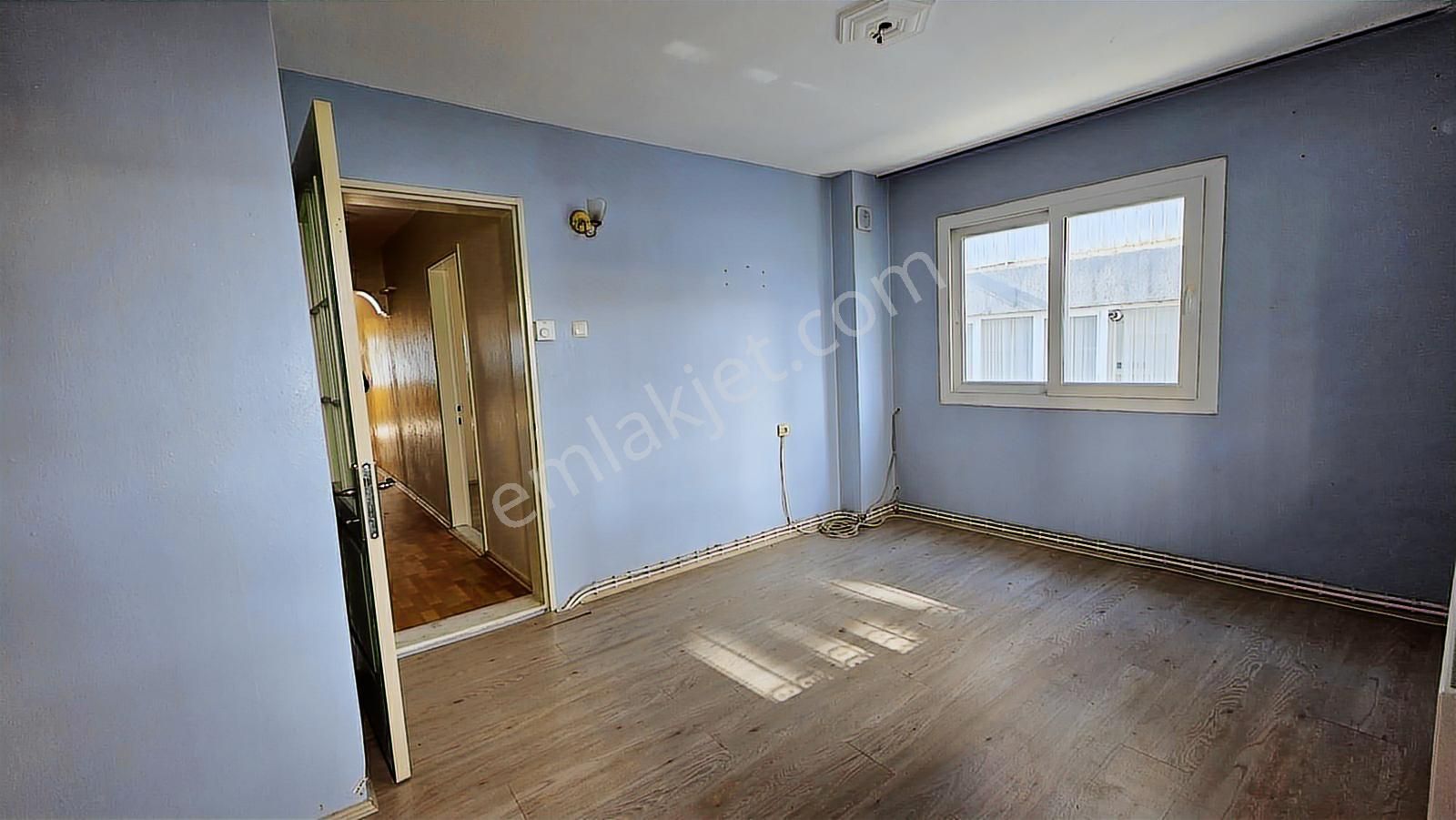 Kültür Caddesi Üzerinde Arakat 2+1 Kapalı Mutfak Daire - Görsel 13