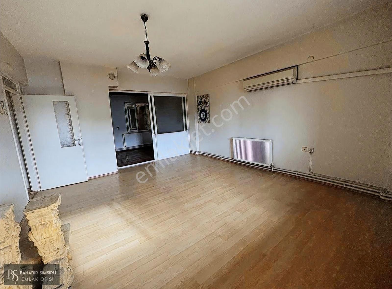 B.ş.den Pazar Pazarı Yakını Cadde Üzeri Satılık 3+1 Daire - Görsel 7