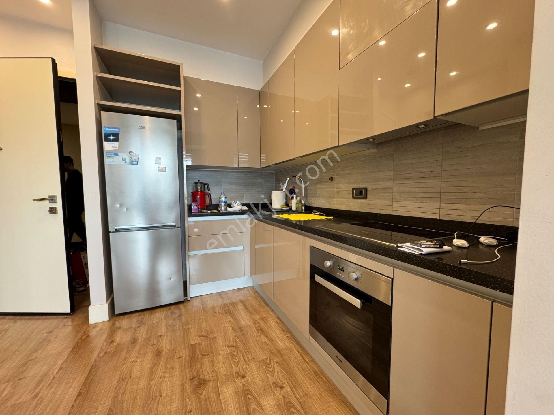 Ataşehir İstanbul Metropol B Blokda Full Eşyalı 70m2-1+1 Satılık - Görsel 18