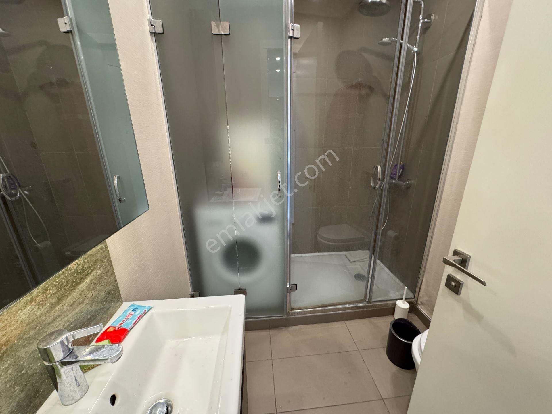 Ataşehir İstanbul Metropol B Blokda Full Eşyalı 70m2-1+1 Satılık - Görsel 15