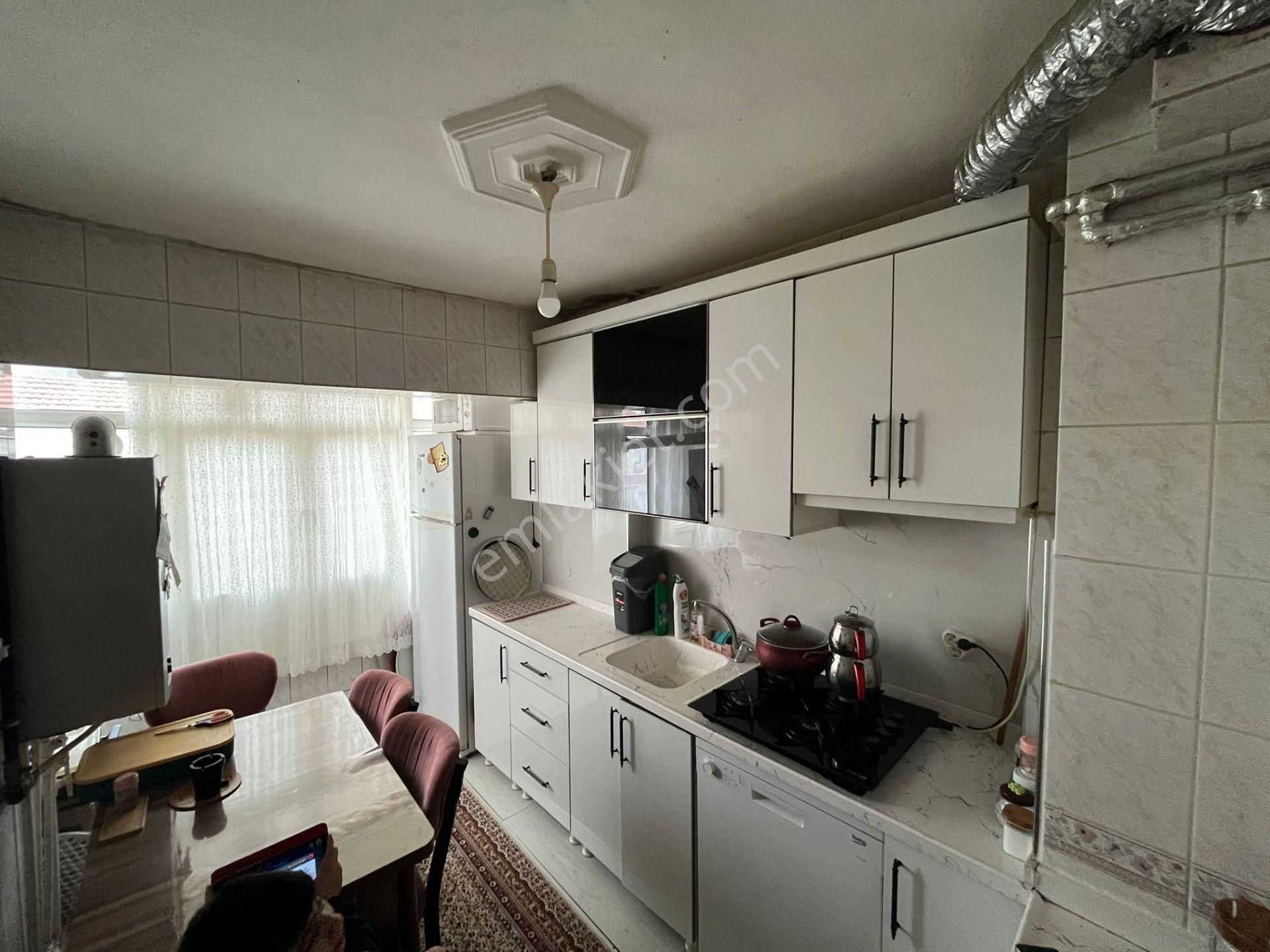 Plevne Mahallesinde 3+1 Satılık Daire - Görsel 6