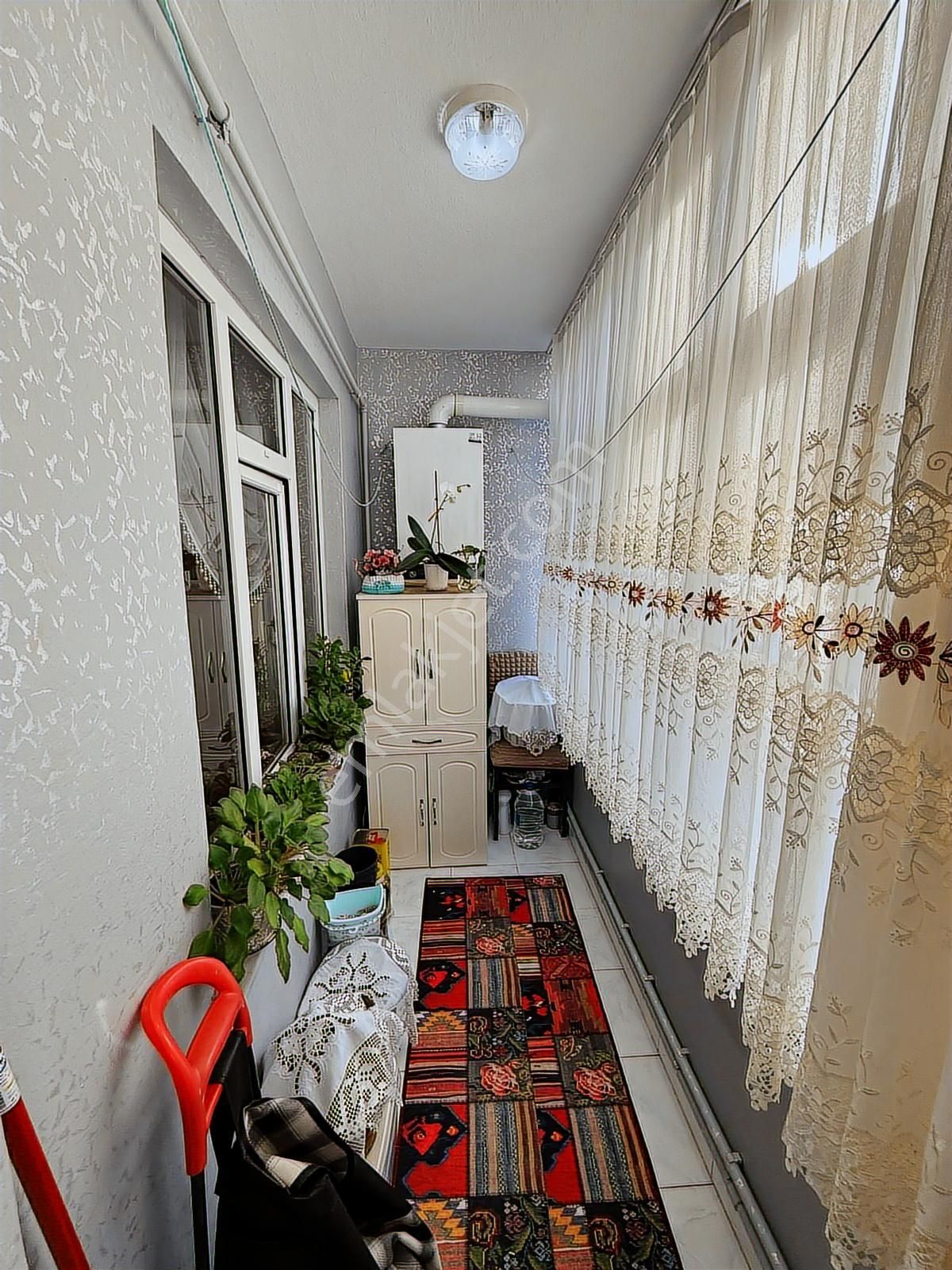 Home'dan 50.yıl Mah Krediye Uygun 2+1 95m² 2.kat Satılık Daire!! - Görsel 23