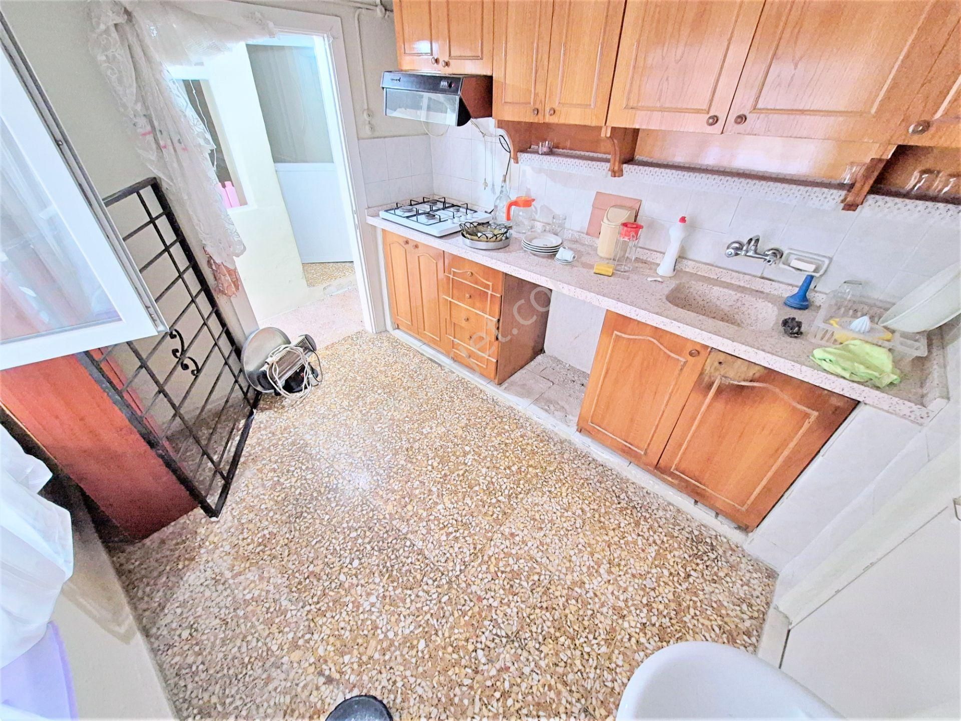 🌀yetki Gültaş Emlaktan Fırsat Edremitte Satılık 2+1 Müstakil Kerpiç Ev - Görsel 3