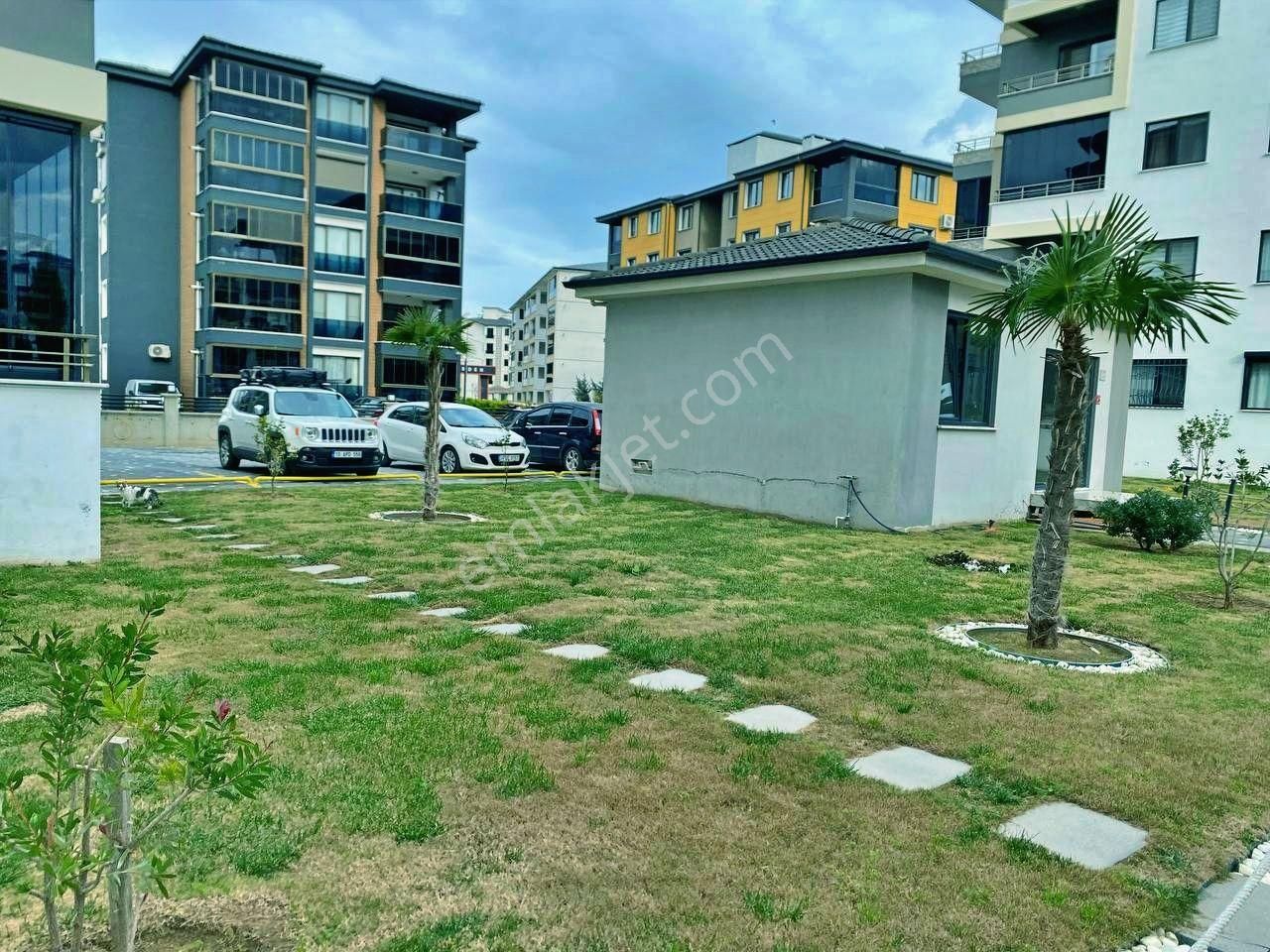 Uytundan Burhaniye Bahçelievler'de Asansörlü Eşyalı Kiralık 2+1 - Görsel 13