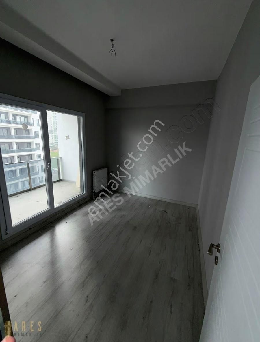 Ares'den Site İçerisinde Teraslı 1+1 Kiralık Daire - Görsel 3