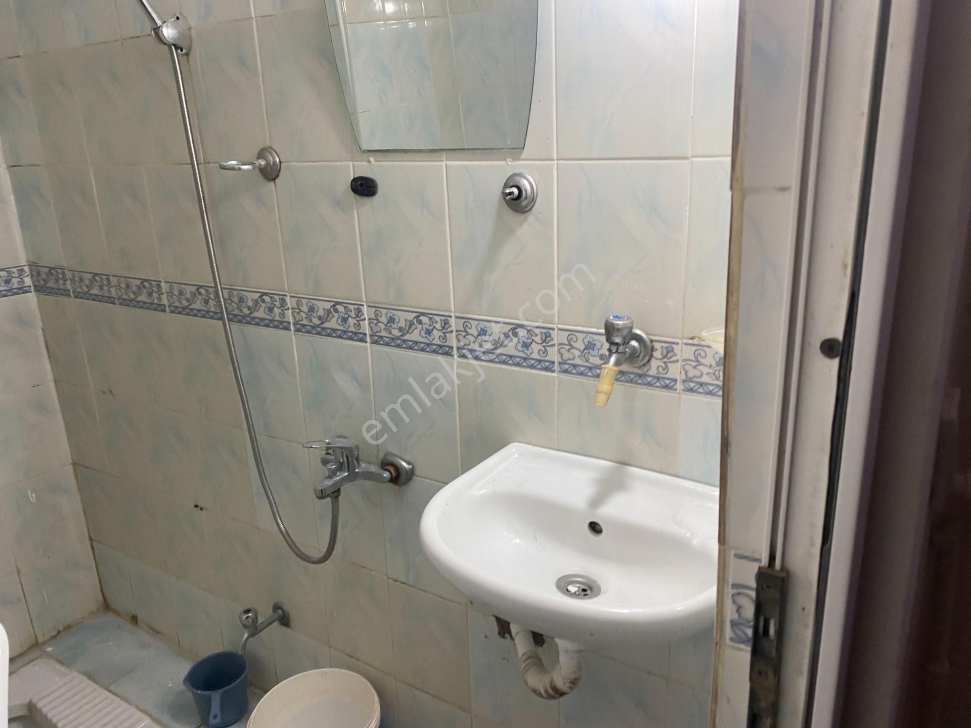 Destan-076-cerrahpaşa-yıldırım-kırtasiye-civarı-geniş 1-salon+geniş 1-oda-kombili-75m2-orta-1.kat - Görsel 14