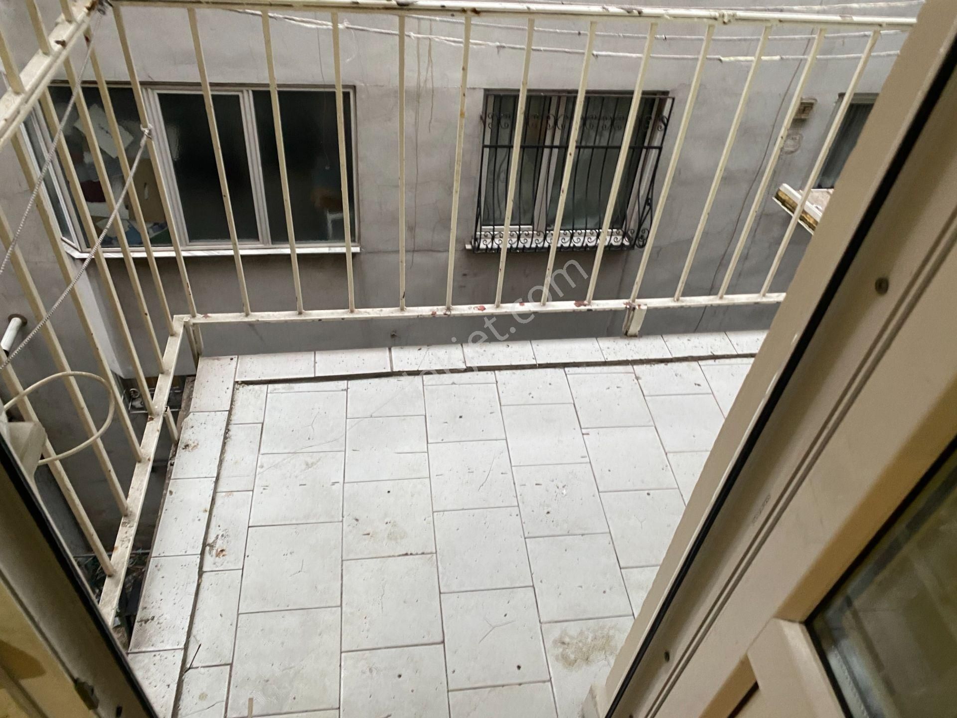 Destan-076-cerrahpaşa-yıldırım-kırtasiye-civarı-geniş 1-salon+geniş 1-oda-kombili-75m2-orta-1.kat - Görsel 11