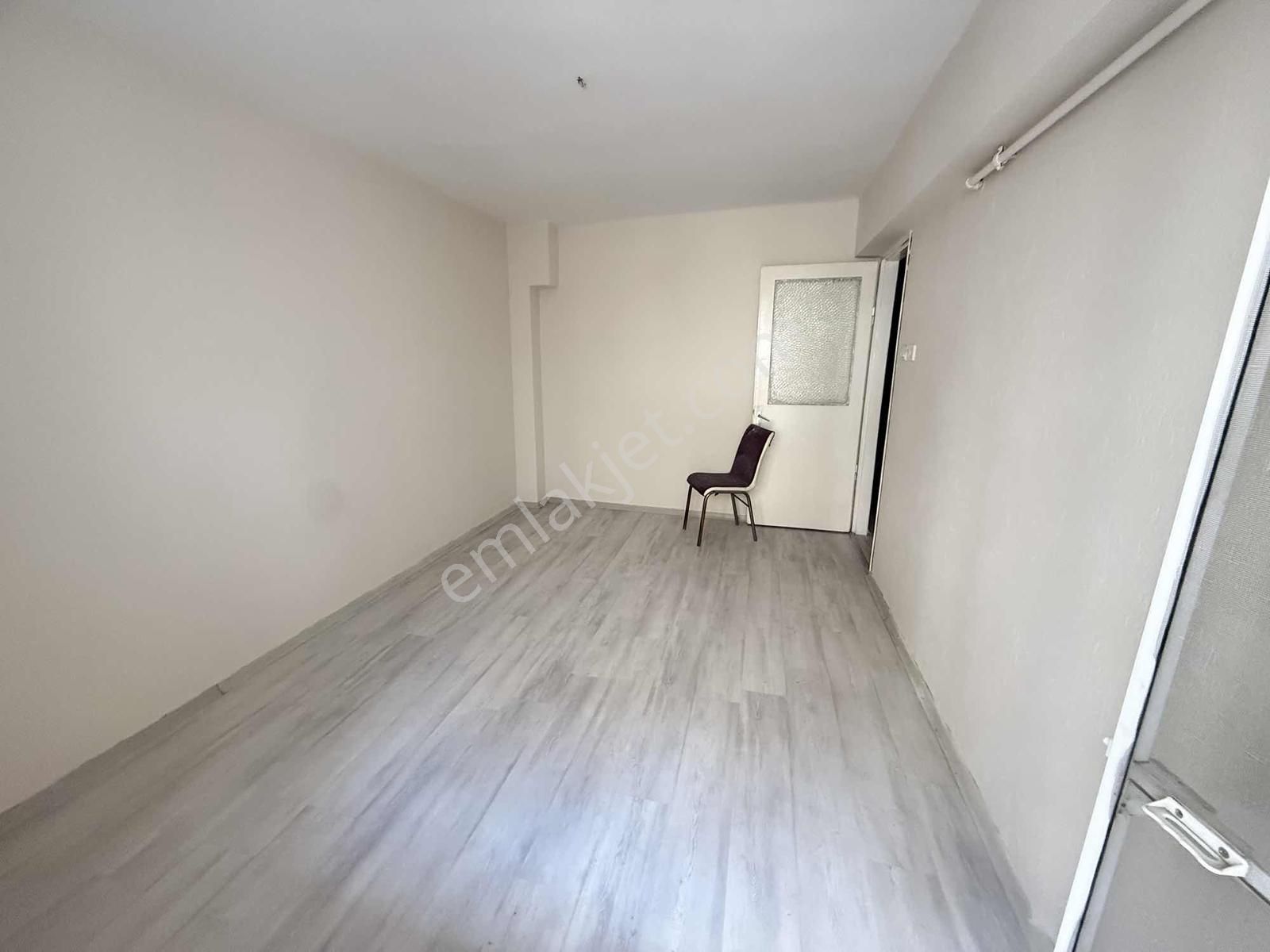 Emlak Center'dan Peker Mah 3+1 Kiralık Ara Kat Daire - Görsel 6