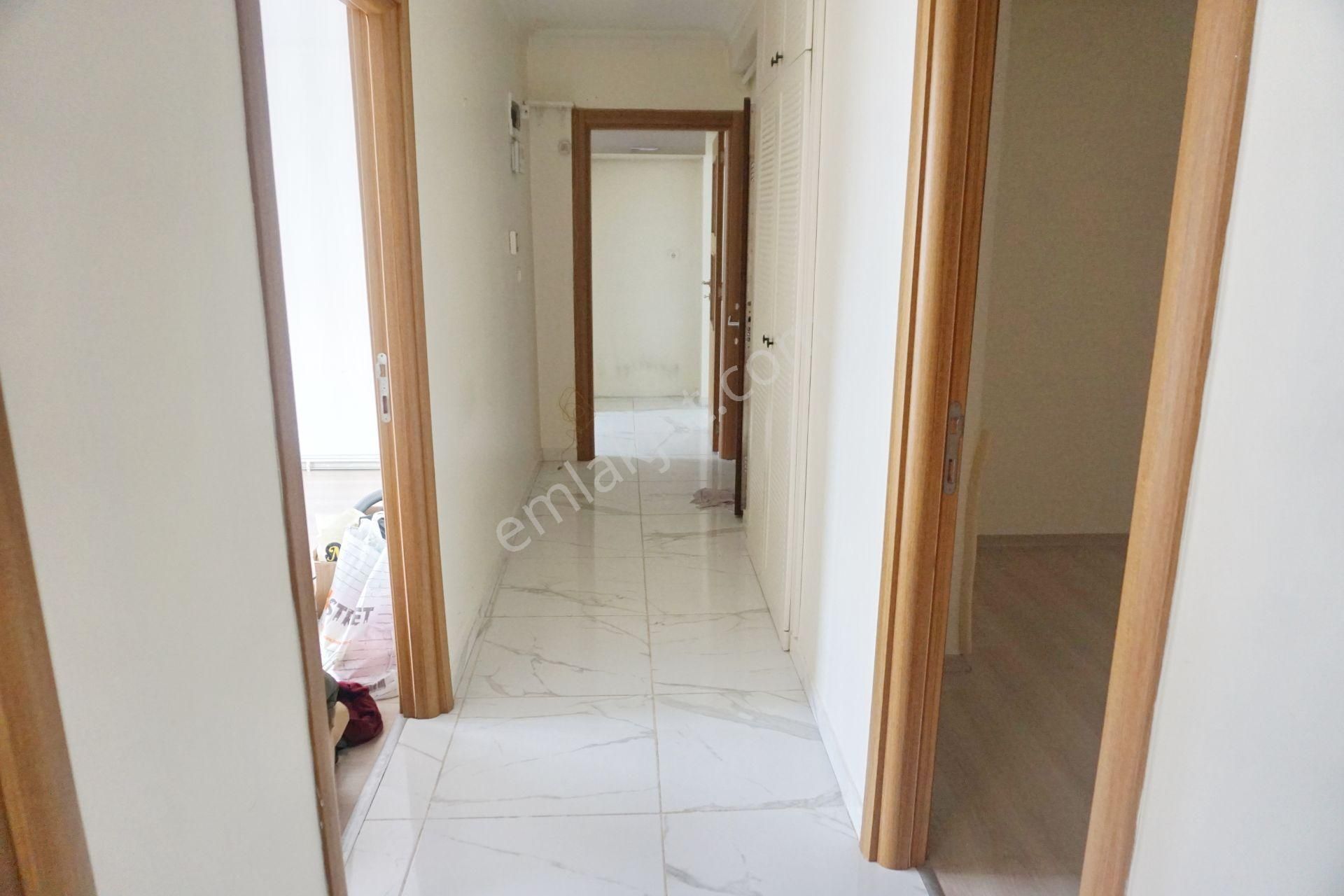 Meral R1850 Yeni 7 Yaş Asansörlü Binada Ultra Lüks 2+1 Geniş Ara Kat - Görsel 9